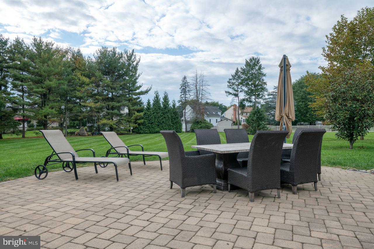 LANDISVILLE - Residential