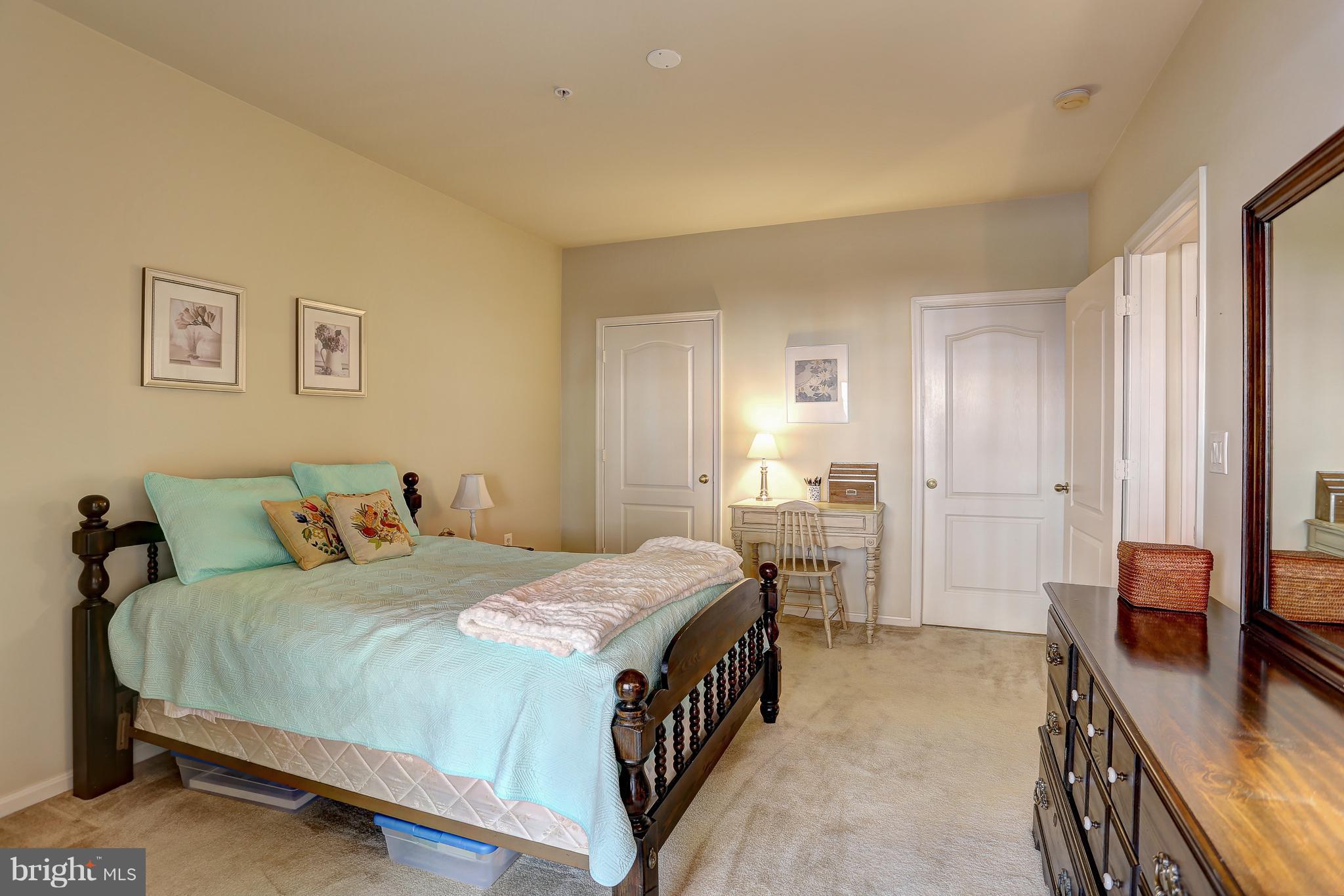 HIGH VIEW AT HUNT VALLEY - Residential