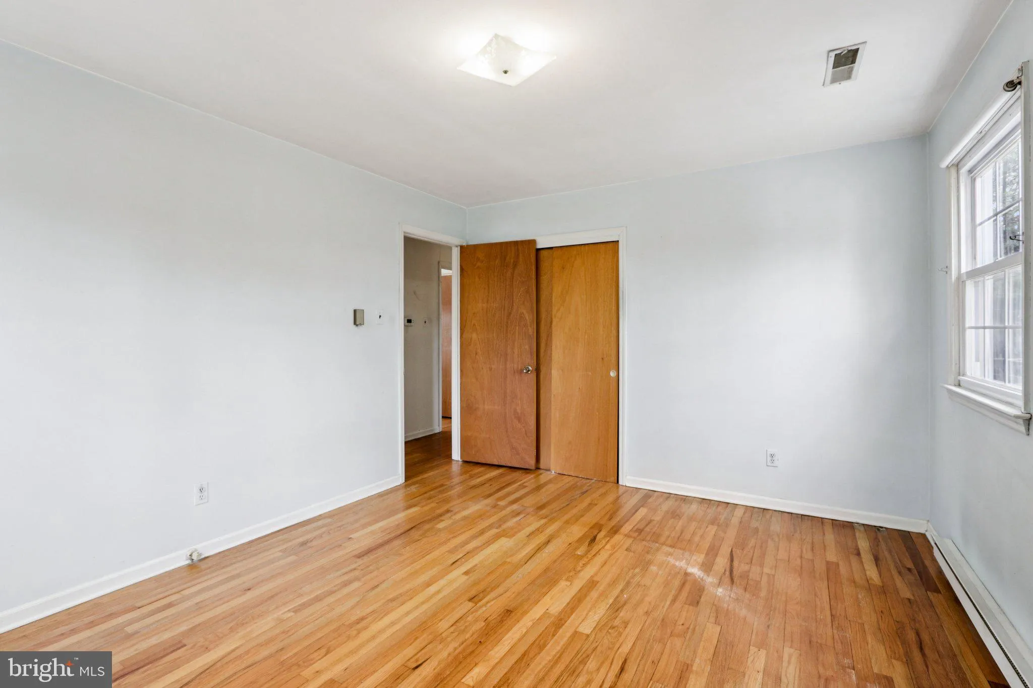 Linwood, New Jersey 08221, United States, 3 Bedrooms Bedrooms, ,1 BathroomBathrooms,Residential,Active,246972