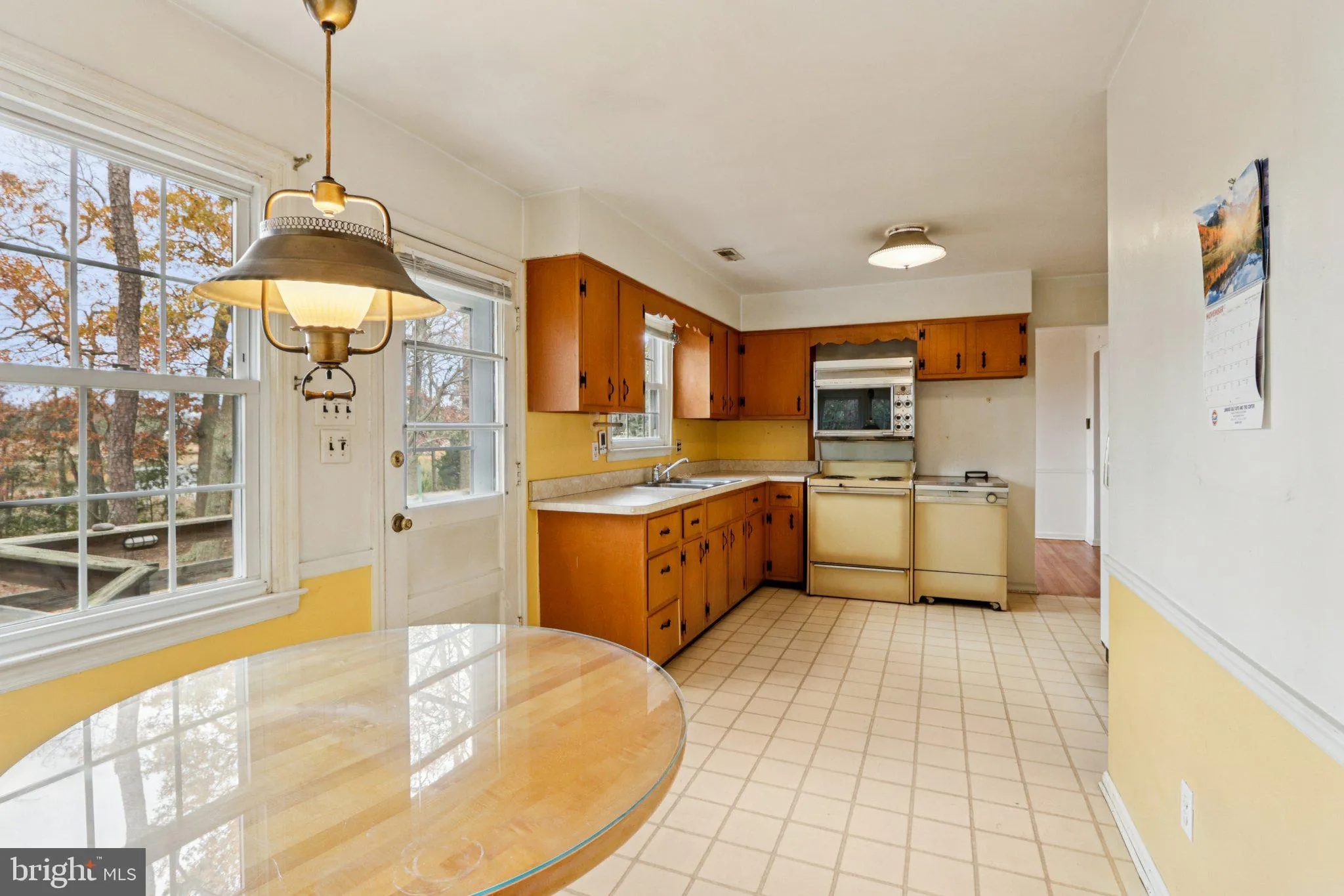 Linwood, New Jersey 08221, United States, 3 Bedrooms Bedrooms, ,1 BathroomBathrooms,Residential,Active,246972