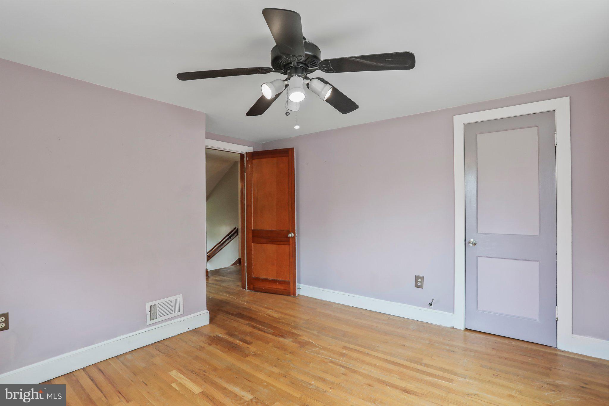 FALLING WATERS - Residential