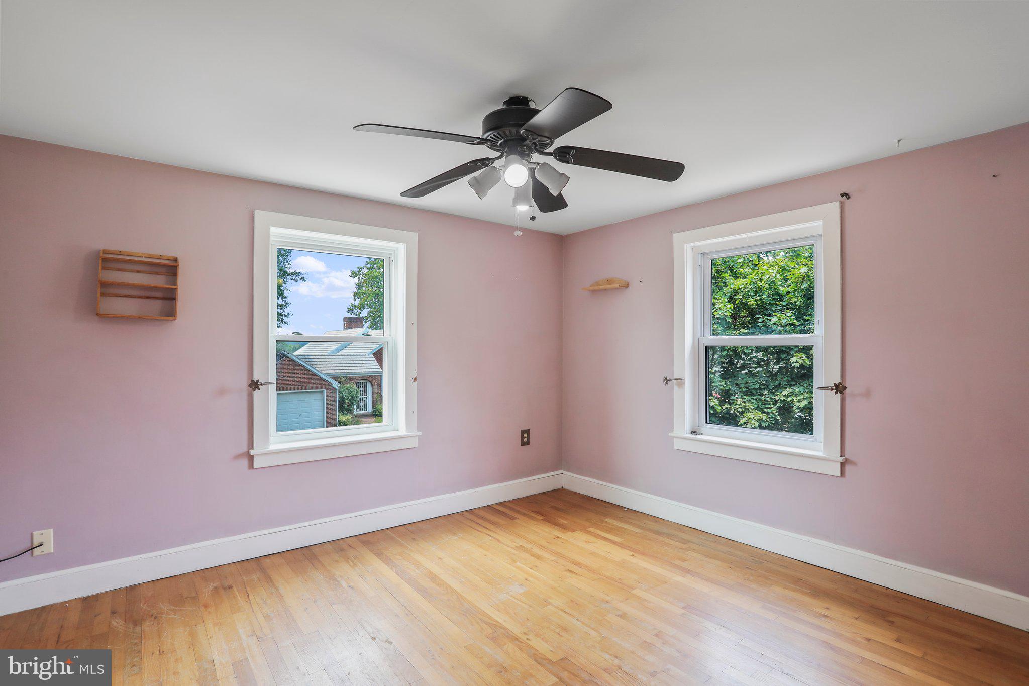 FALLING WATERS - Residential