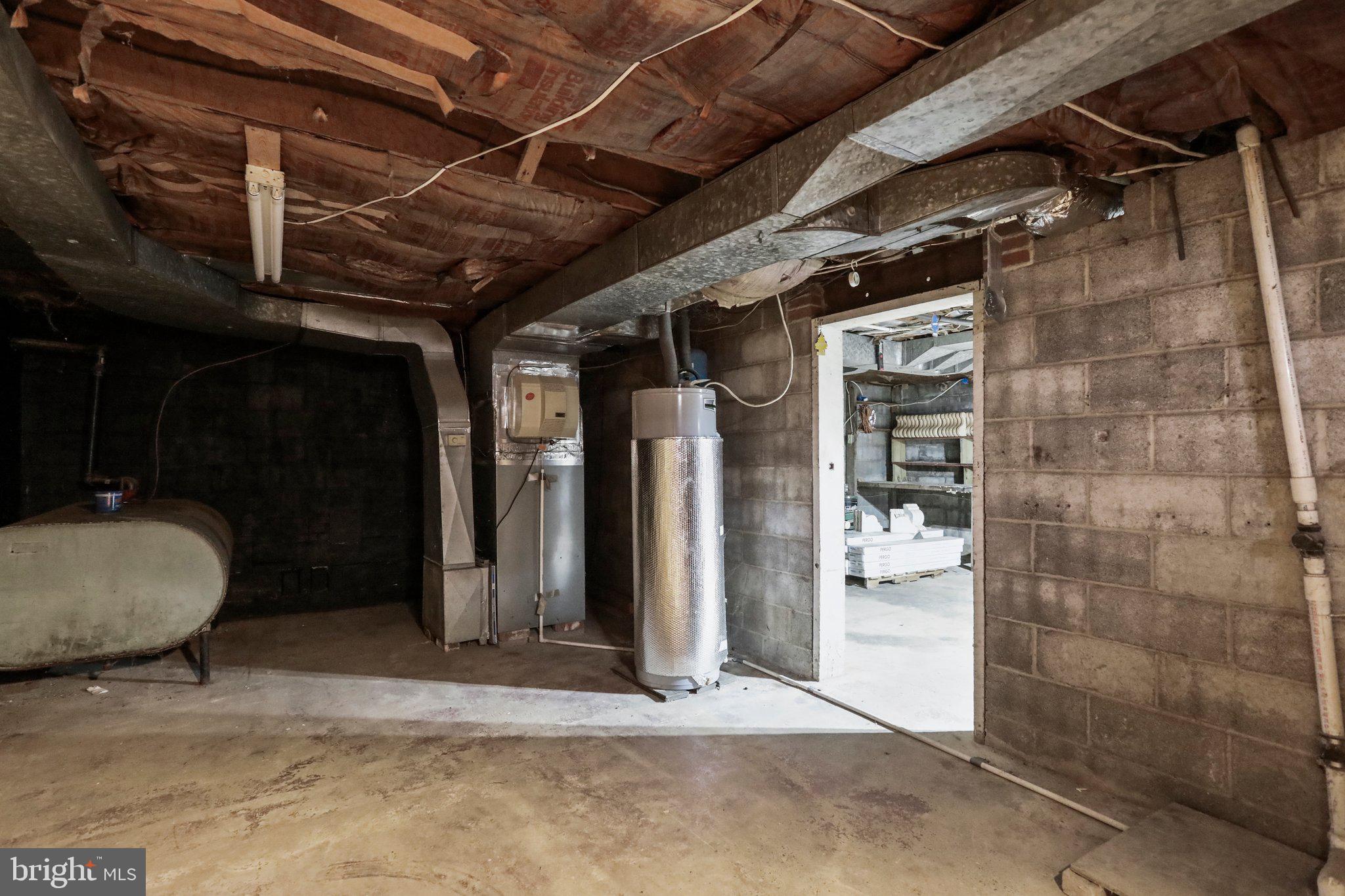 FALLING WATERS - Residential