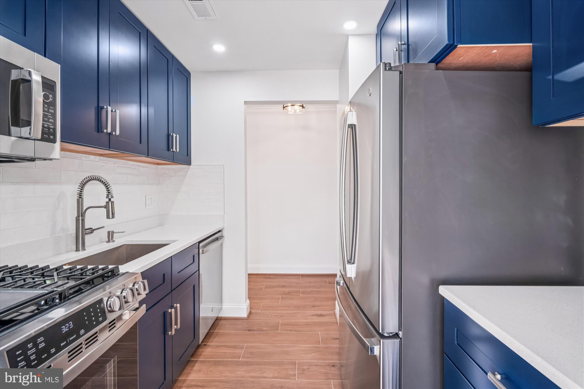 TREOVER CONDOMINIUM - Residential