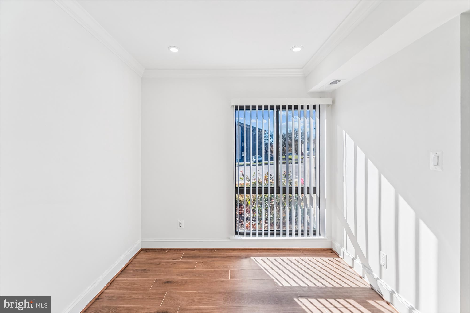 TREOVER CONDOMINIUM - Residential