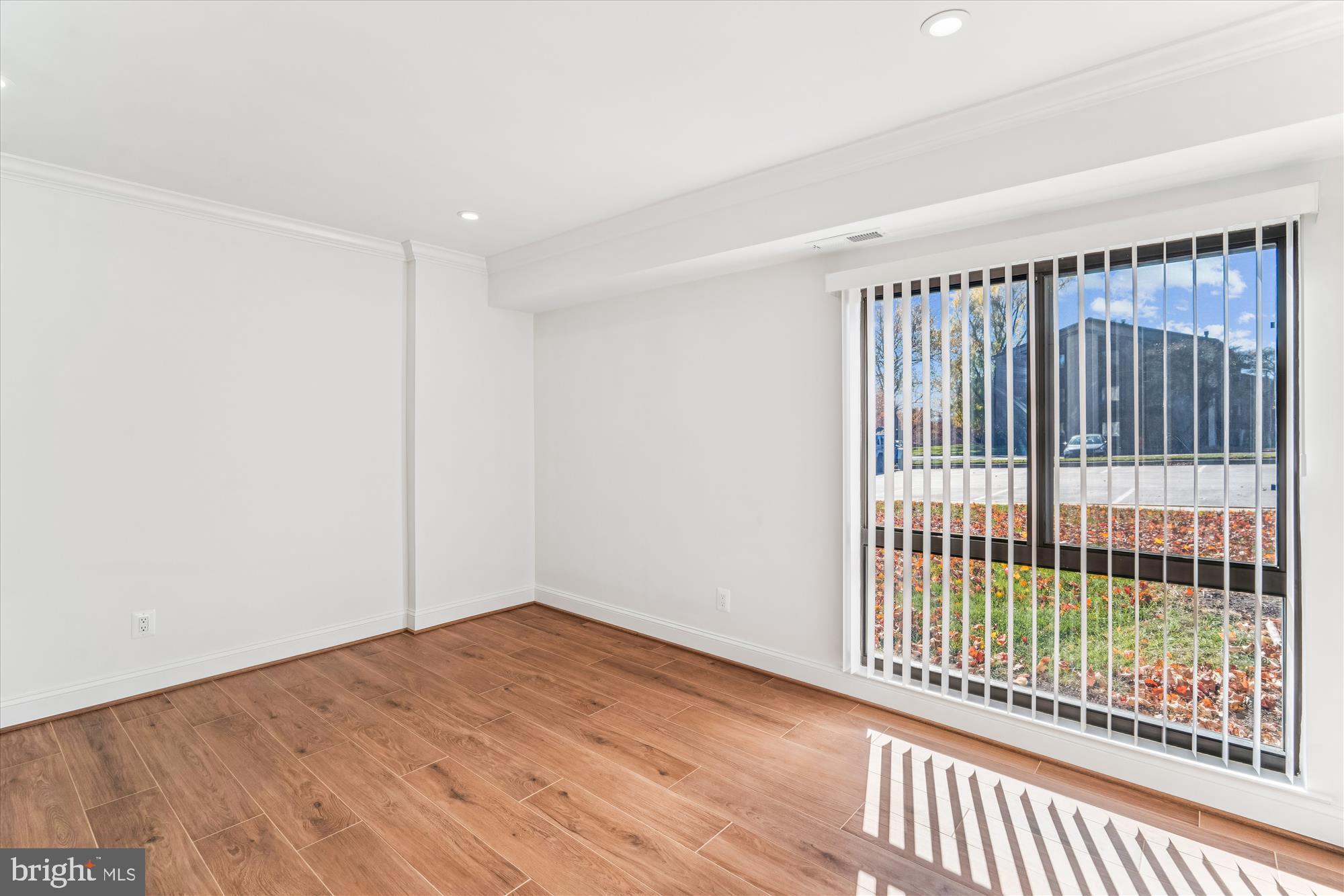 TREOVER CONDOMINIUM - Residential