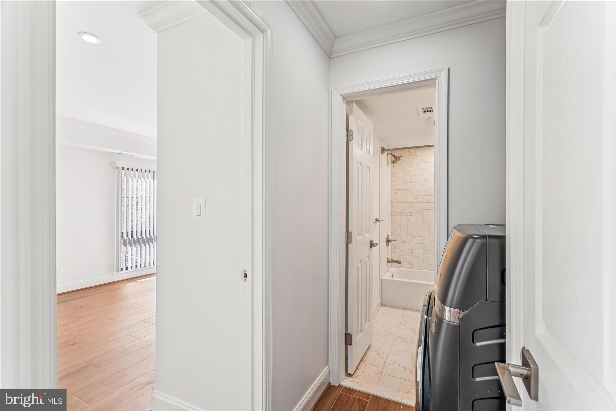 TREOVER CONDOMINIUM - Residential