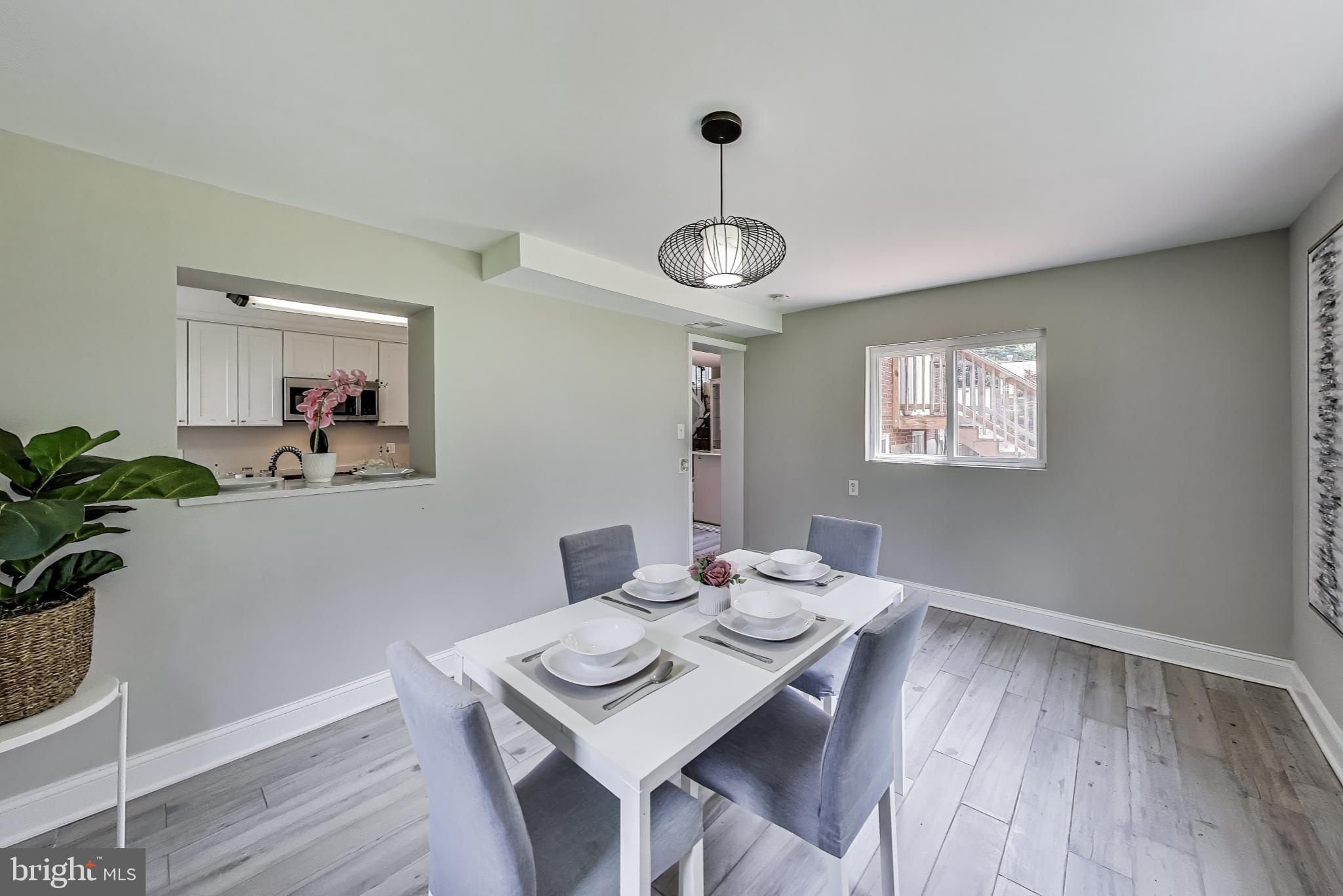 ROLLING RIDGE - Residential