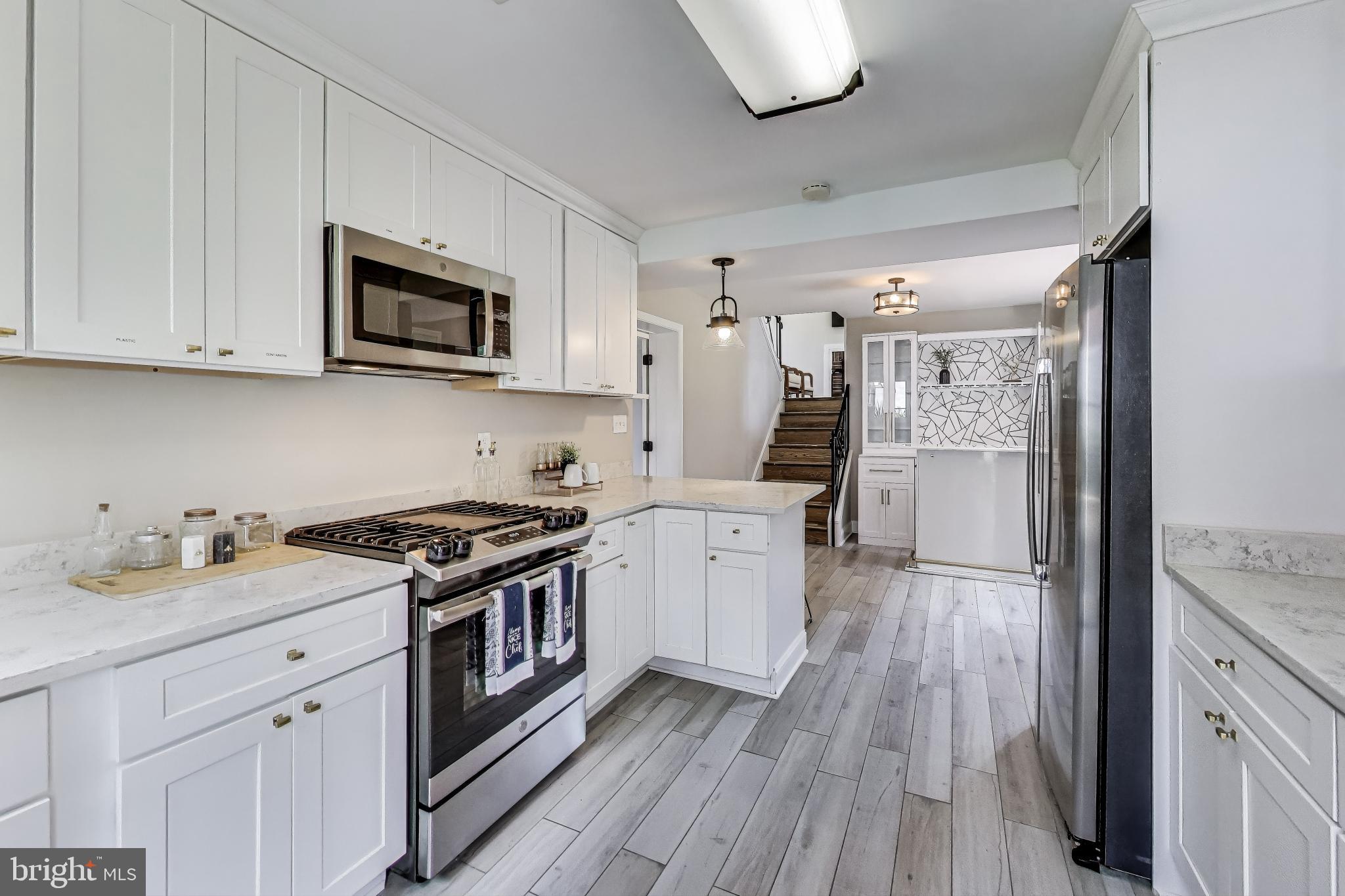 ROLLING RIDGE - Residential