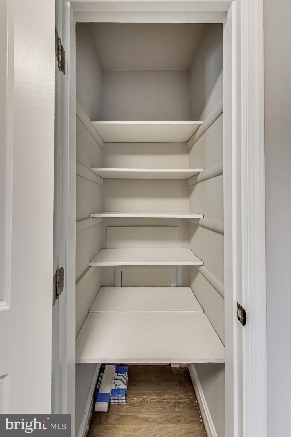 ROLLING RIDGE - Residential