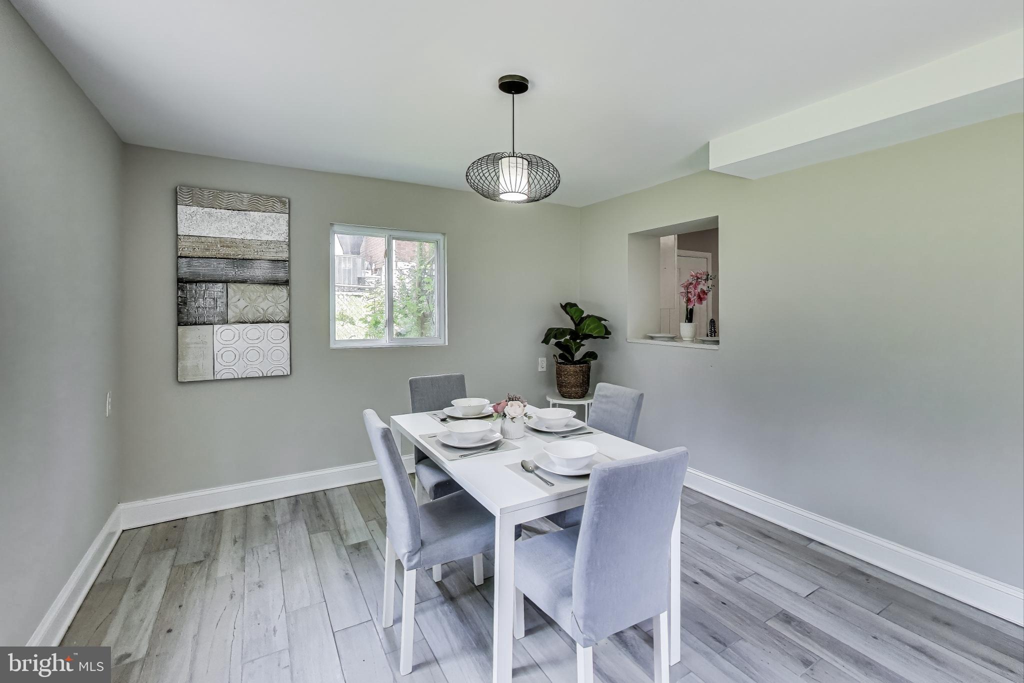 ROLLING RIDGE - Residential