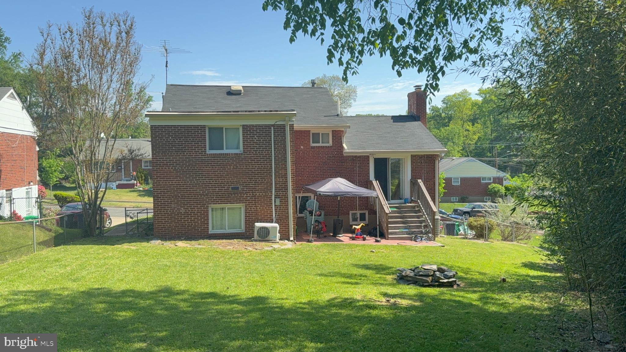 425 SAINT MARGARETS DRIVE