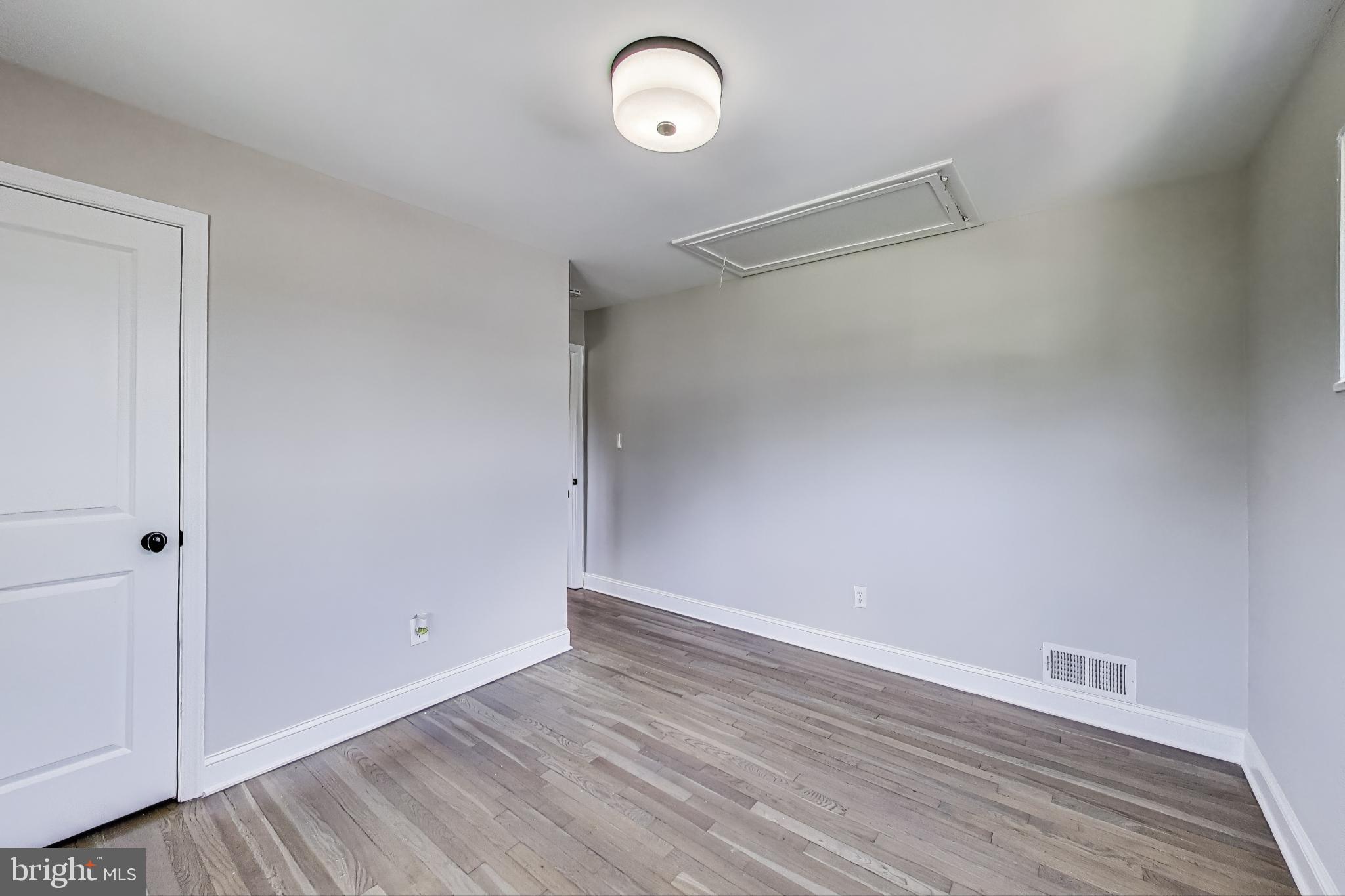 ROLLING RIDGE - Residential