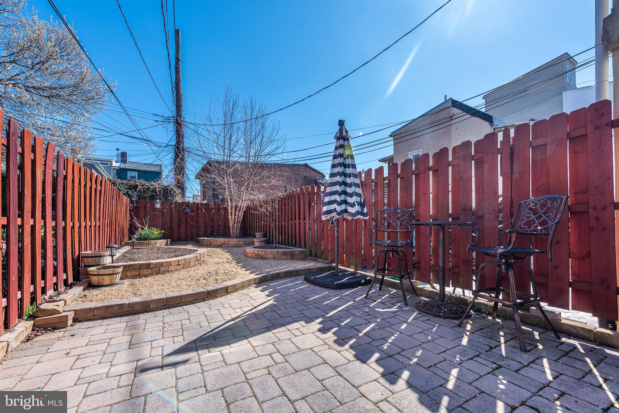 BUTCHERS HILL - Residential