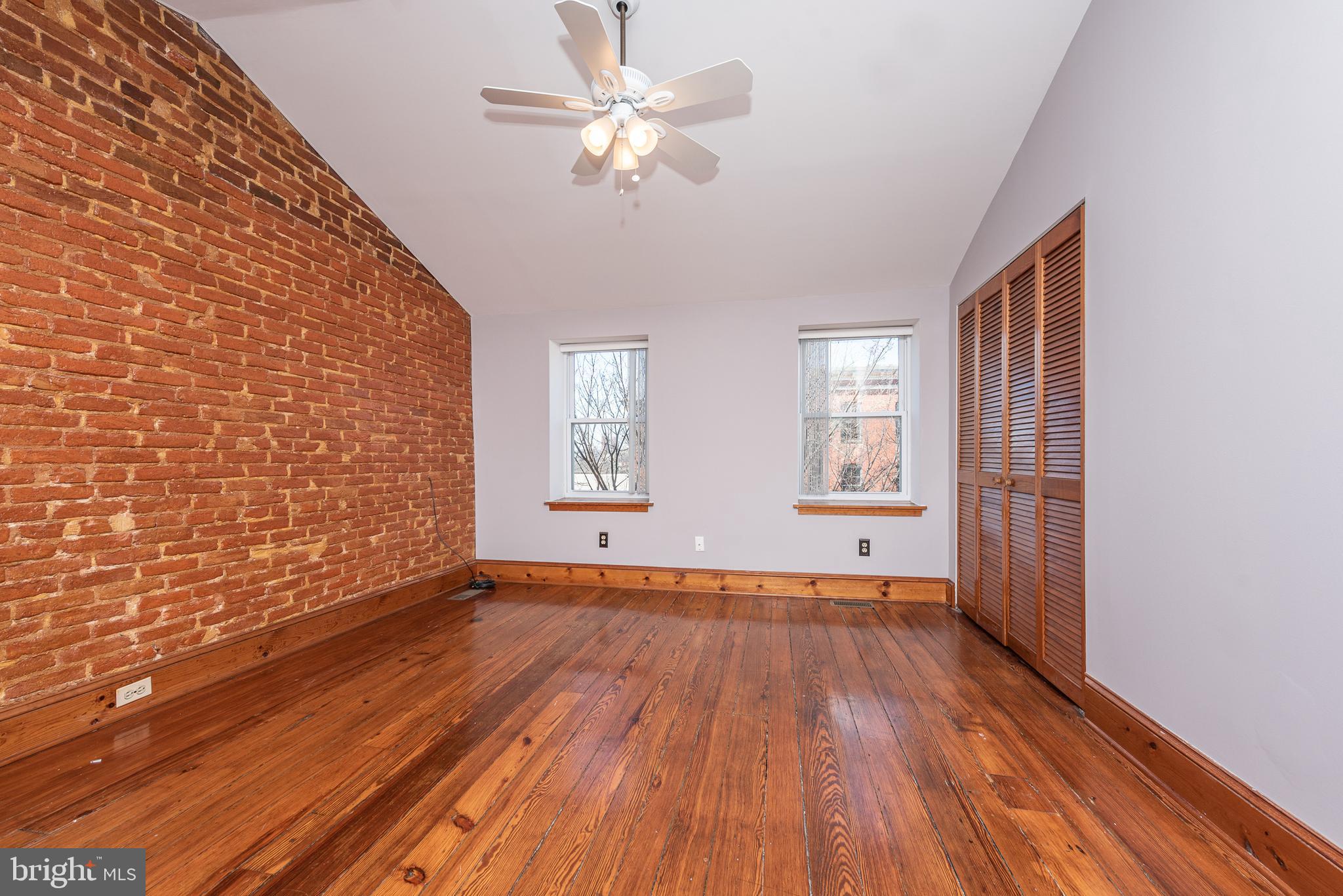 BUTCHERS HILL - Residential