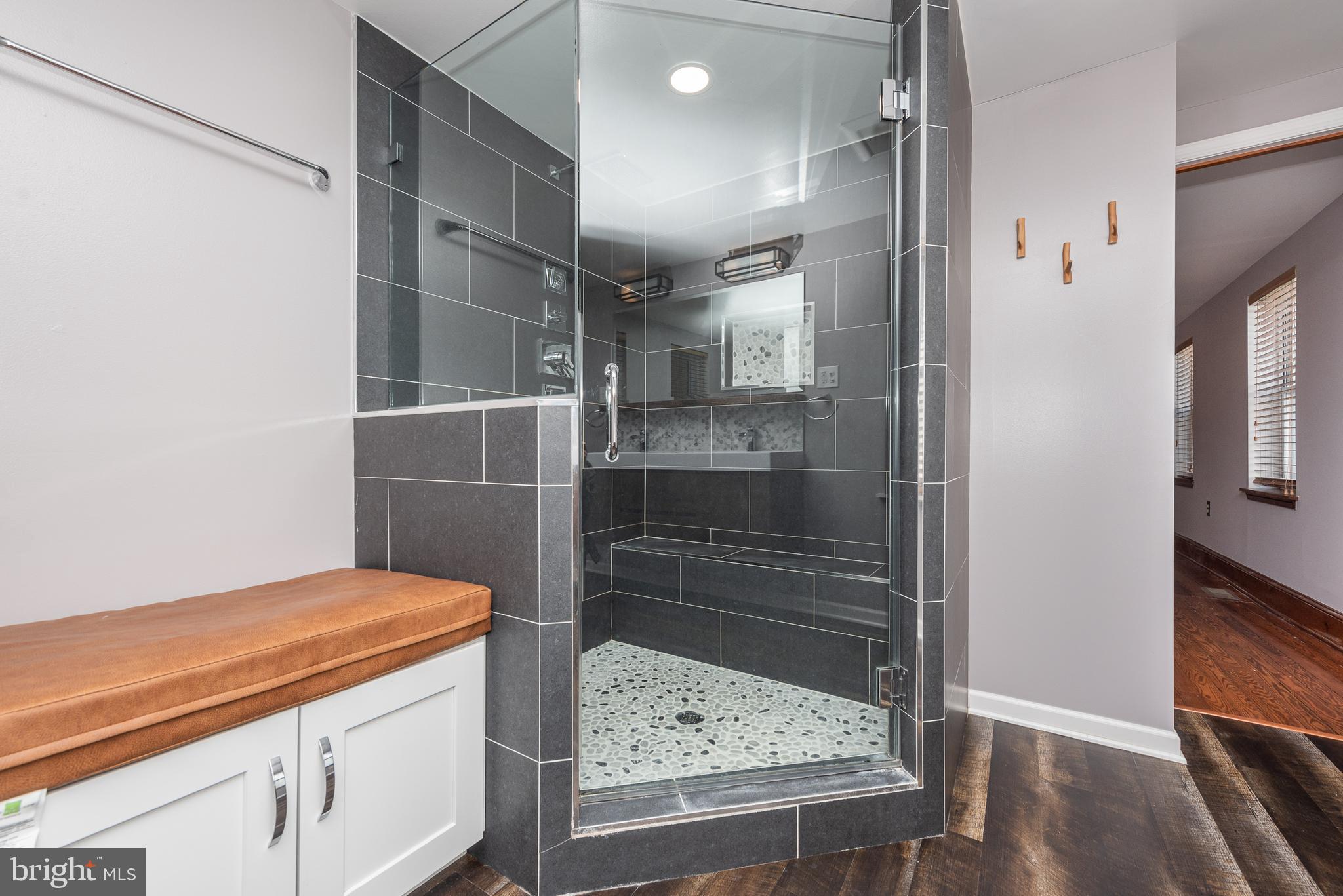 BUTCHERS HILL - Residential