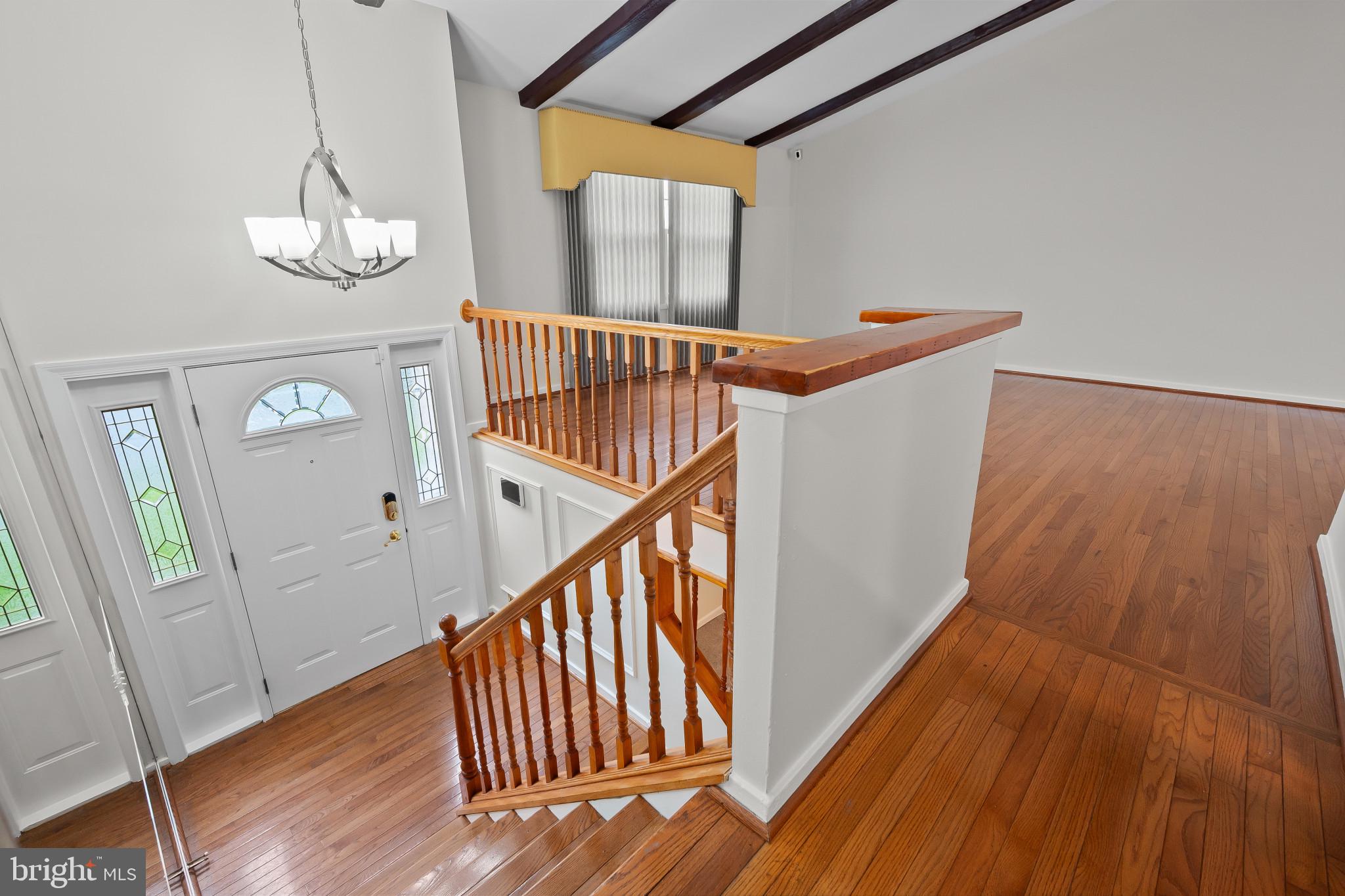 11 CAMANO COURT