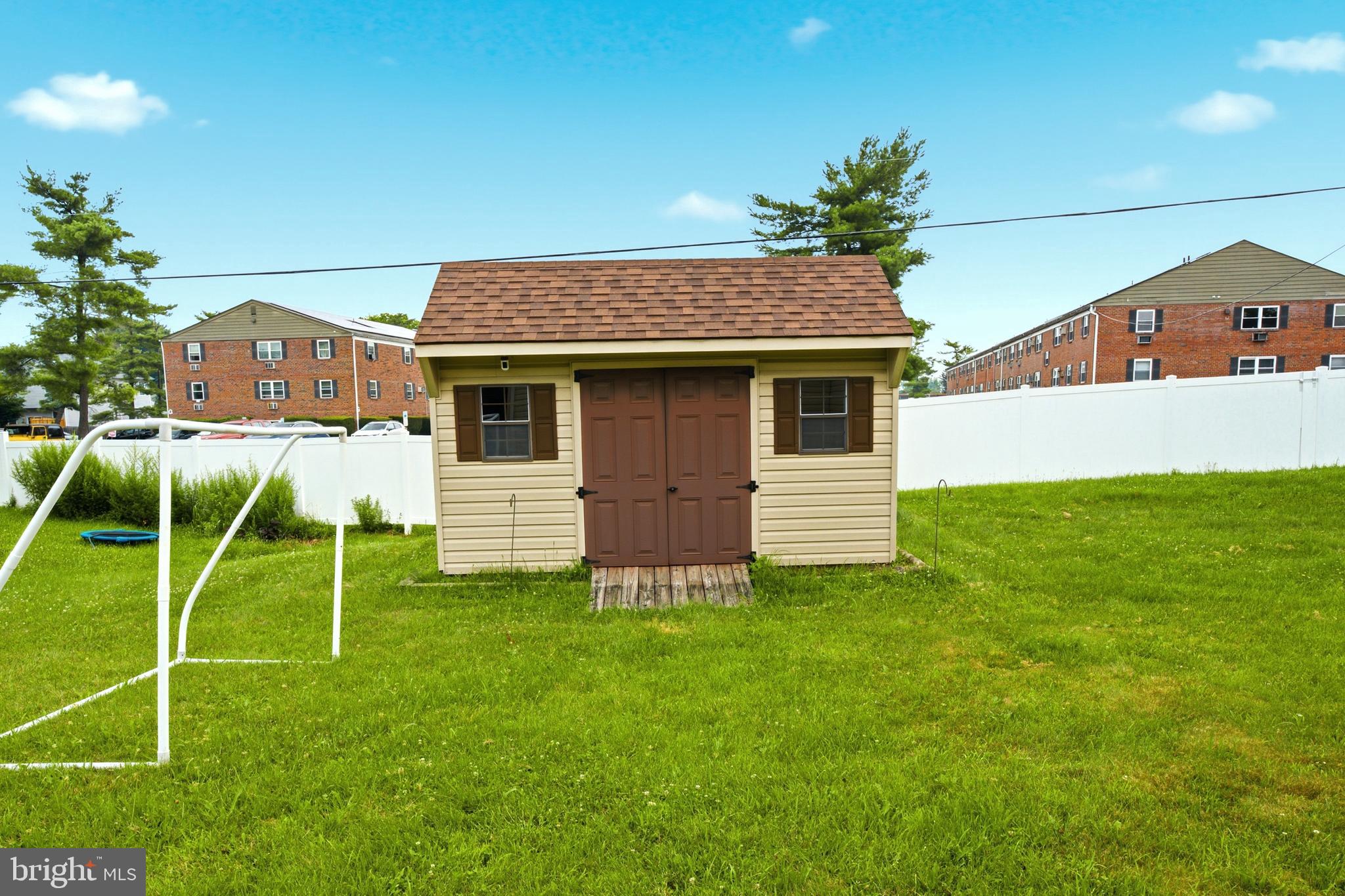 12 PAR AVENUE