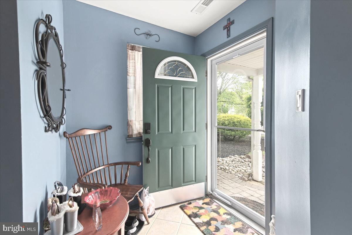 TYLER WALK - Residential