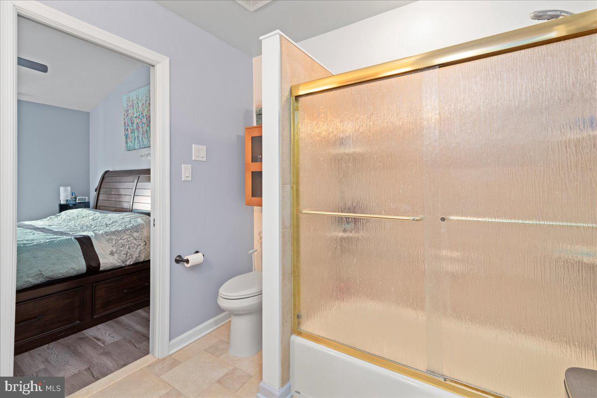 TYLER WALK - Residential