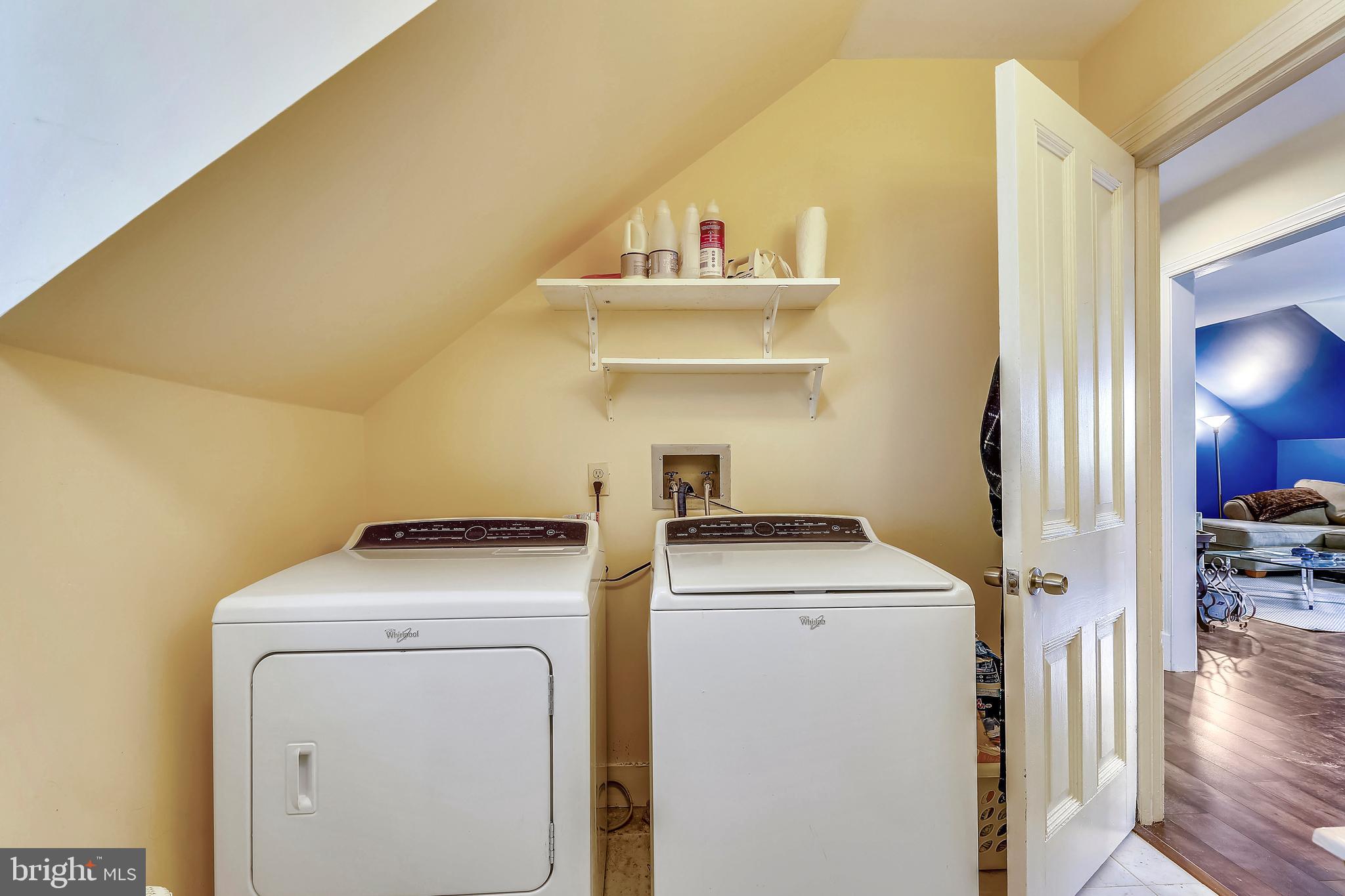 ROLAND PARK - Residential