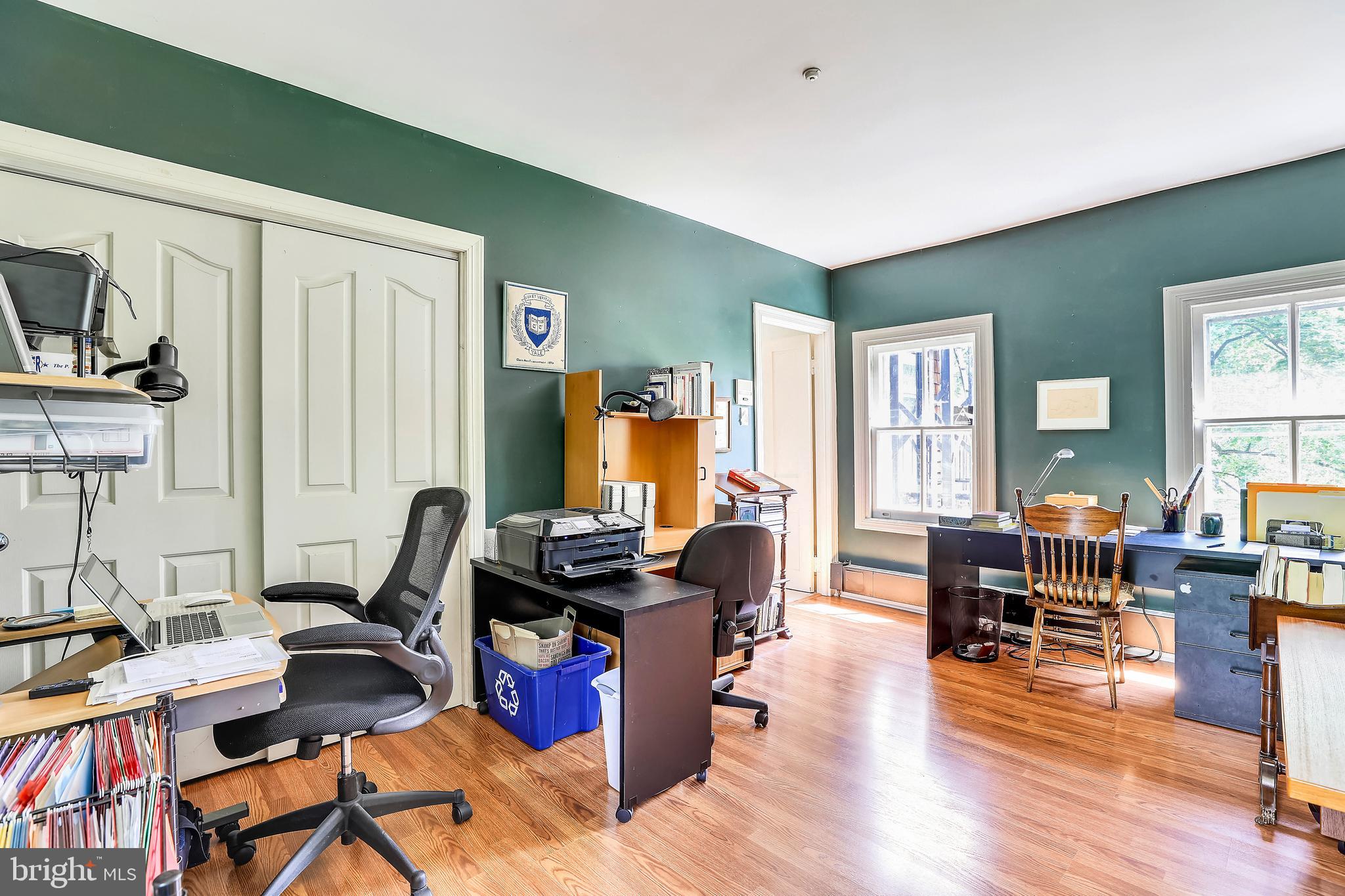 ROLAND PARK - Residential