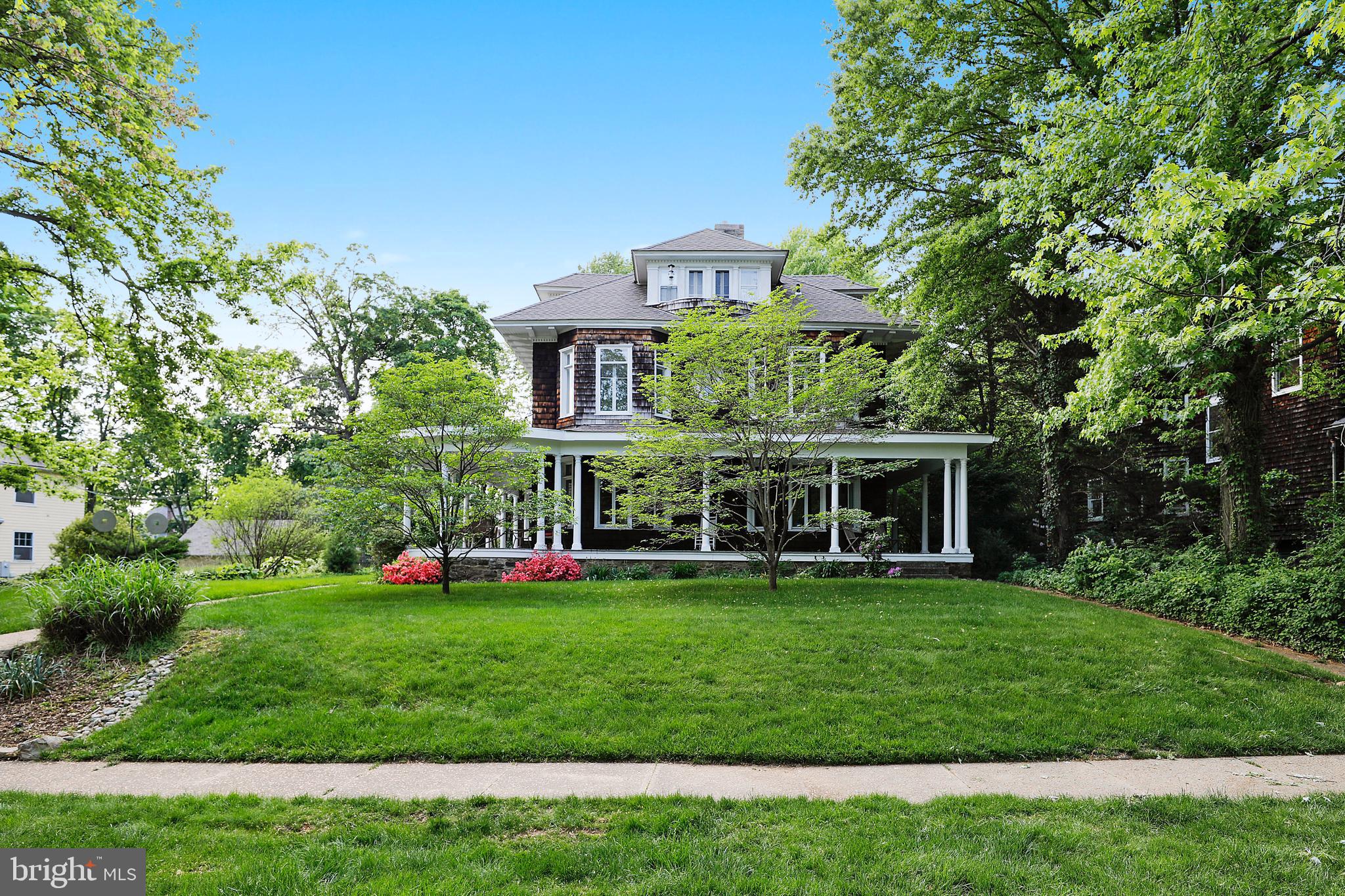 ROLAND PARK - Residential