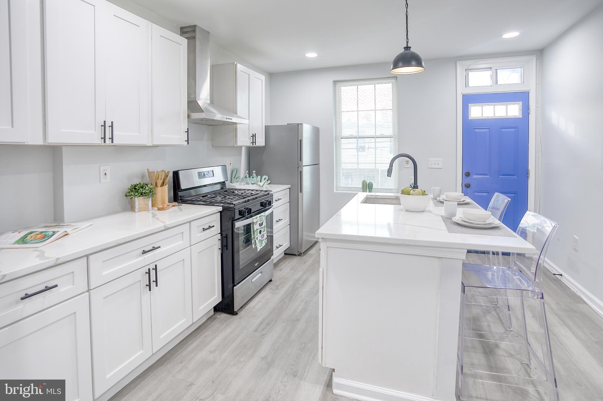 GREEKTOWN - Residential