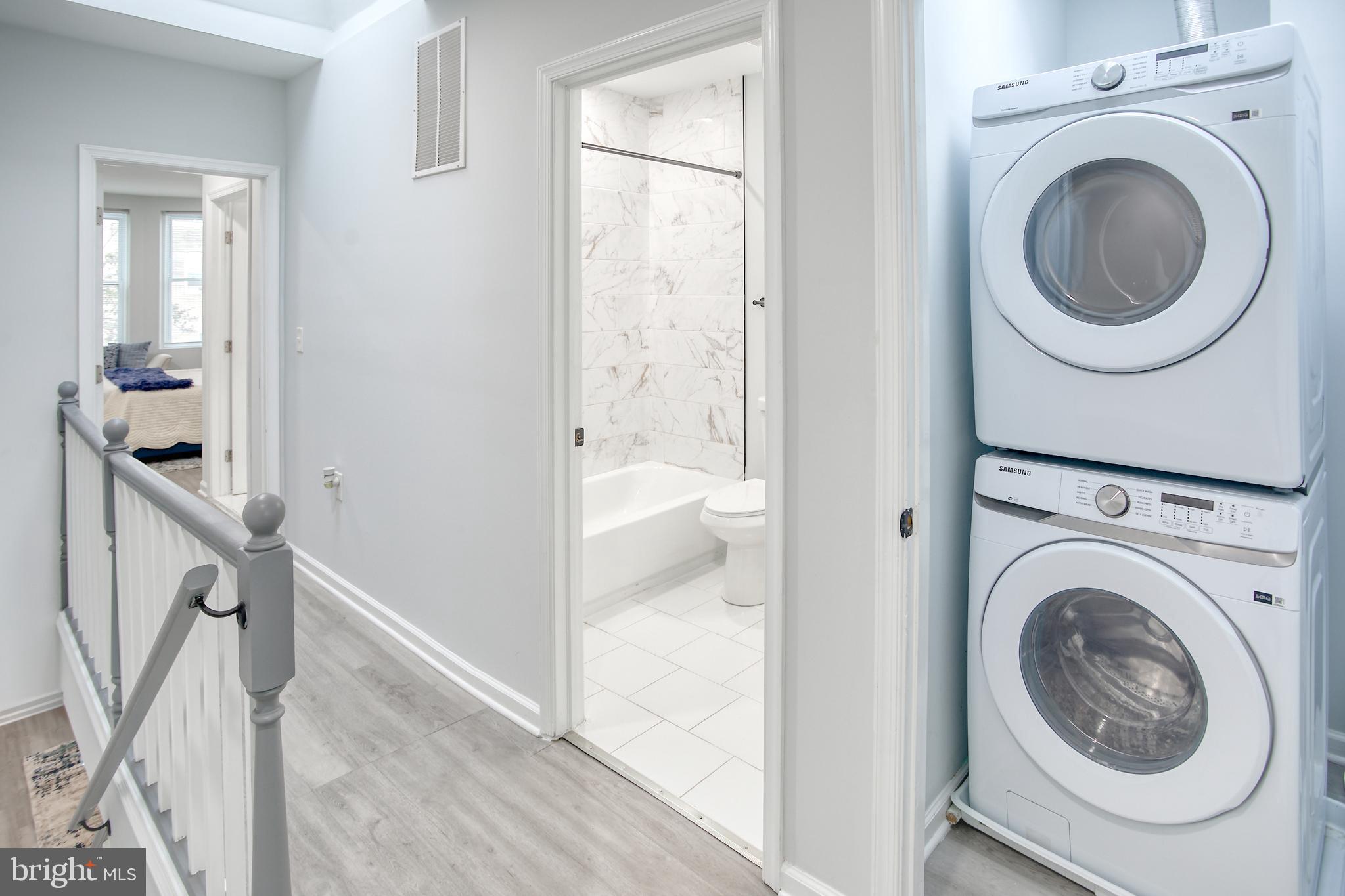 GREEKTOWN - Residential