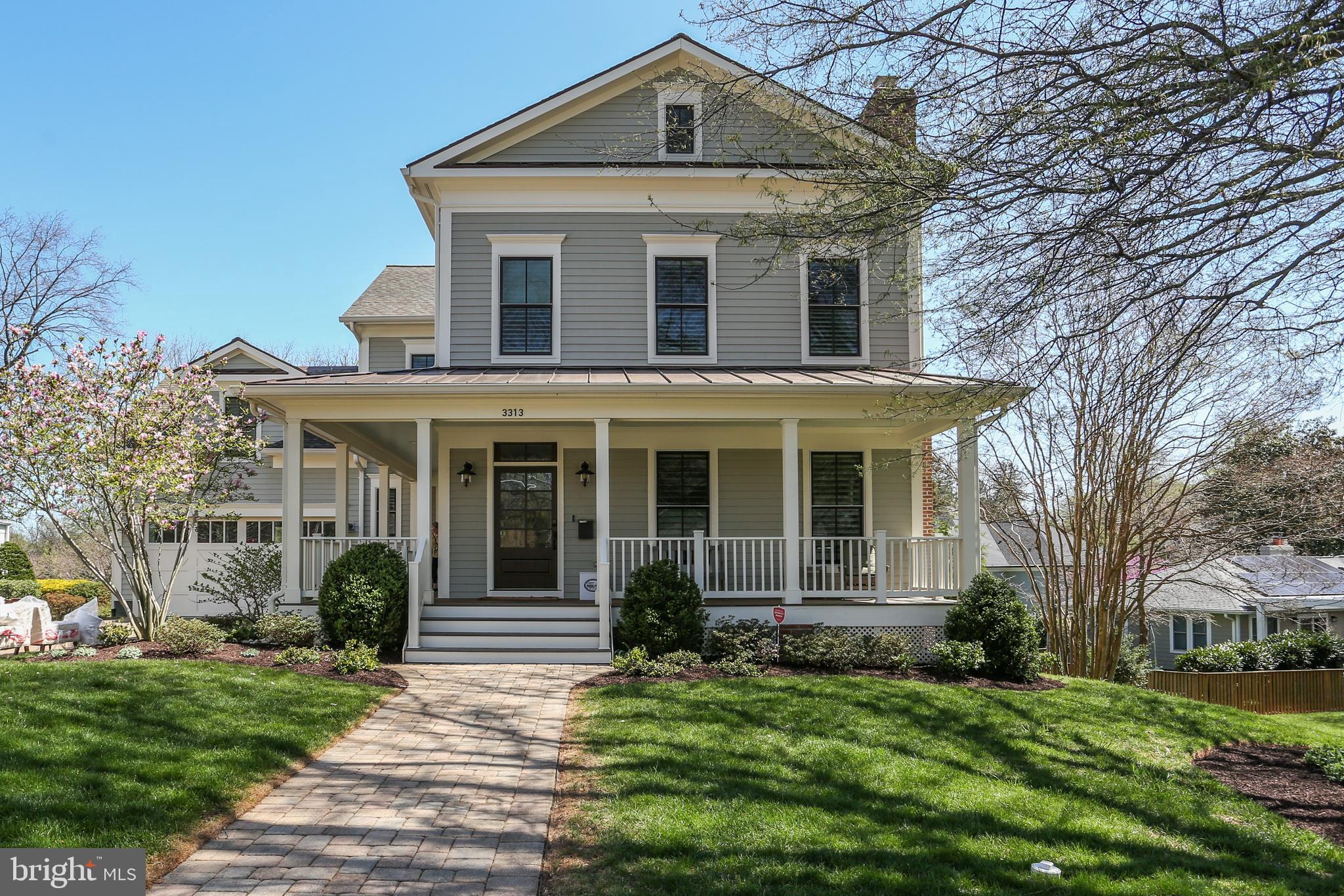 CRESCENT HILLS - Residential