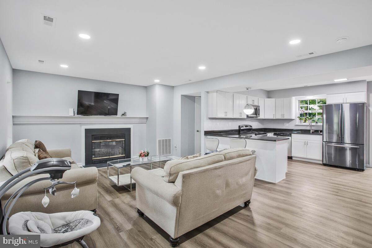 BRIANWOOD - Residential