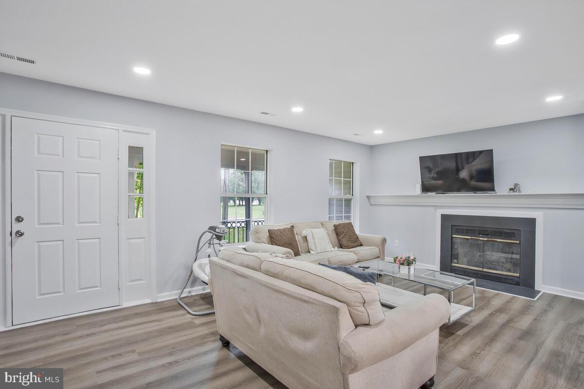 BRIANWOOD - Residential