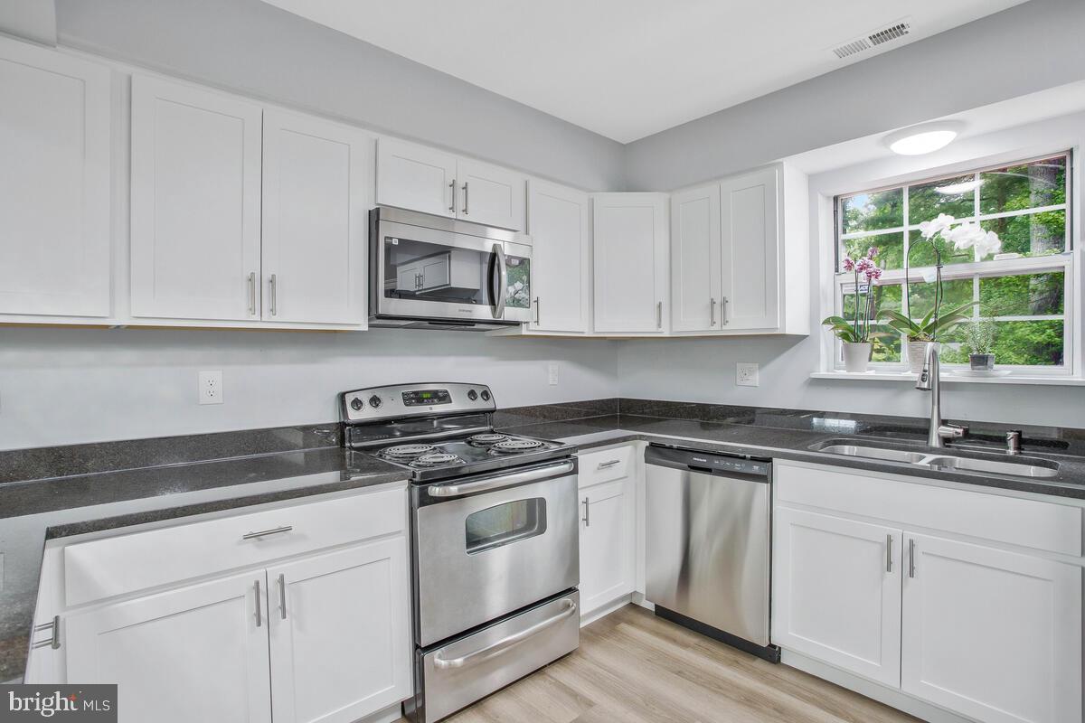 BRIANWOOD - Residential