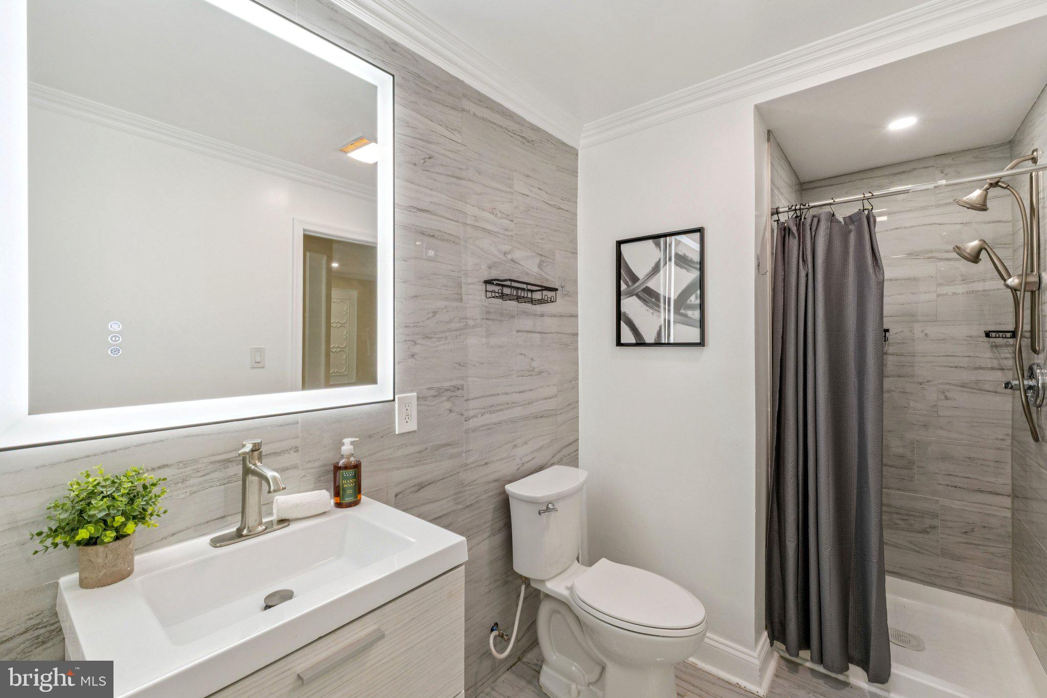 TALL OAKS ESTATES - Residential