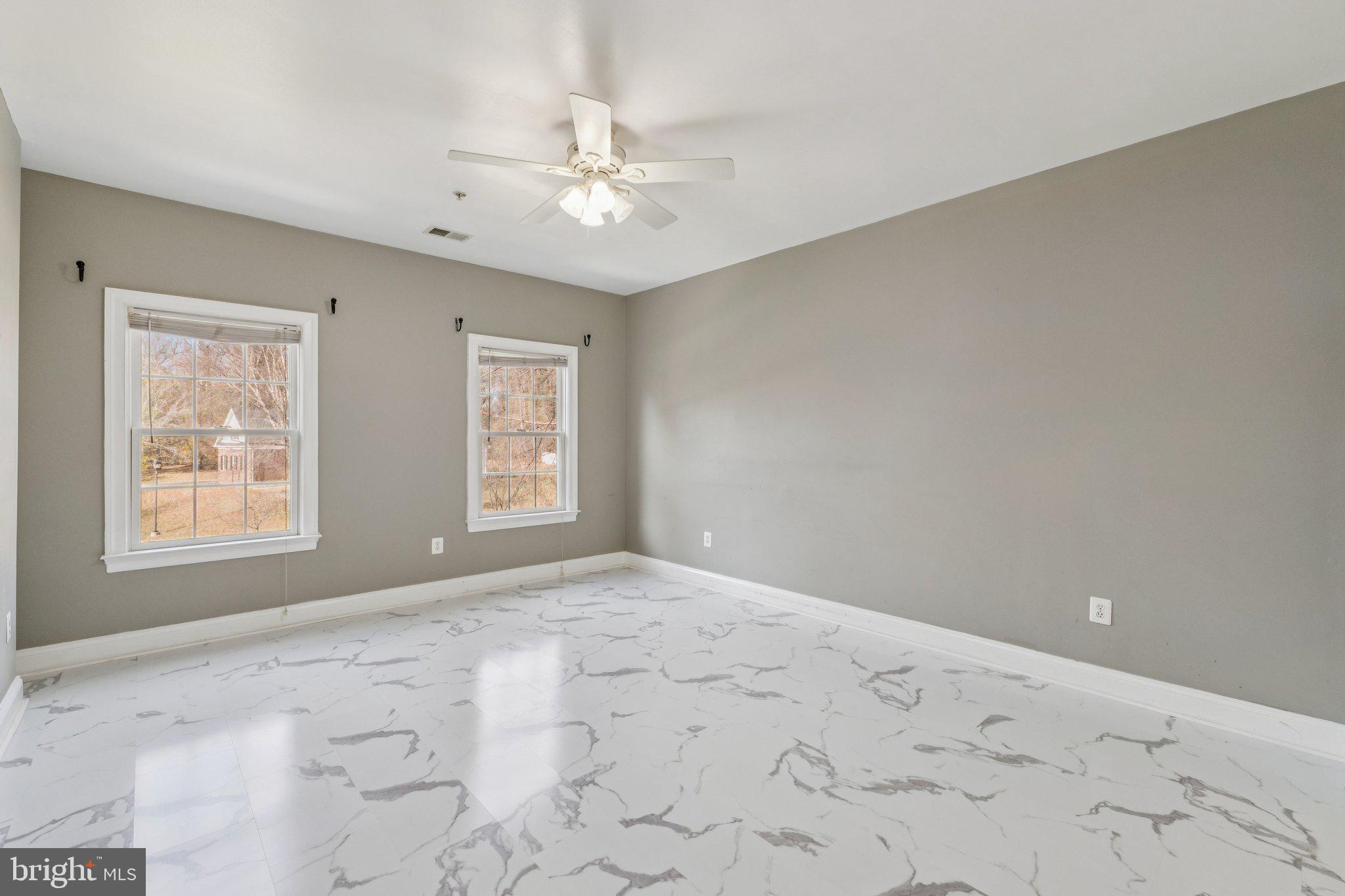 TALL OAKS ESTATES - Residential