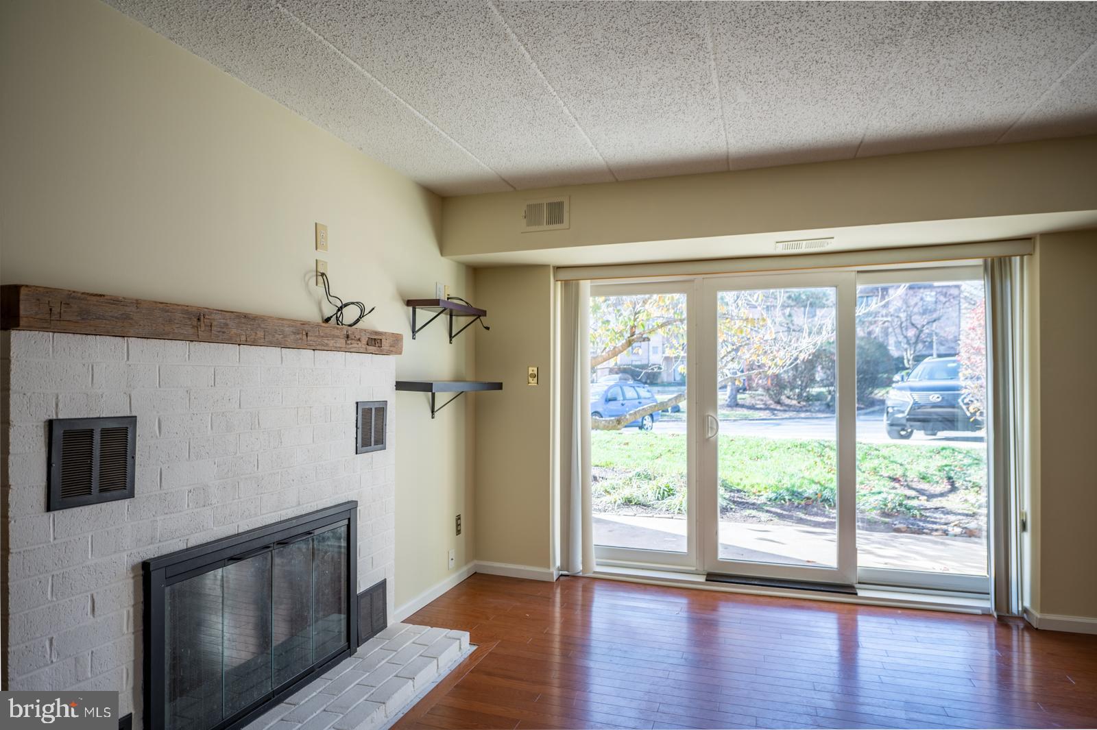 EAGLES RIDGE - Residential