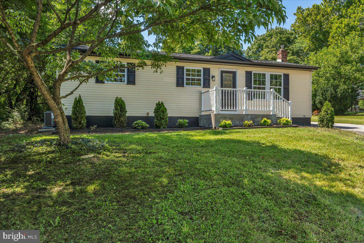 409 MANTUA BOULEVARD