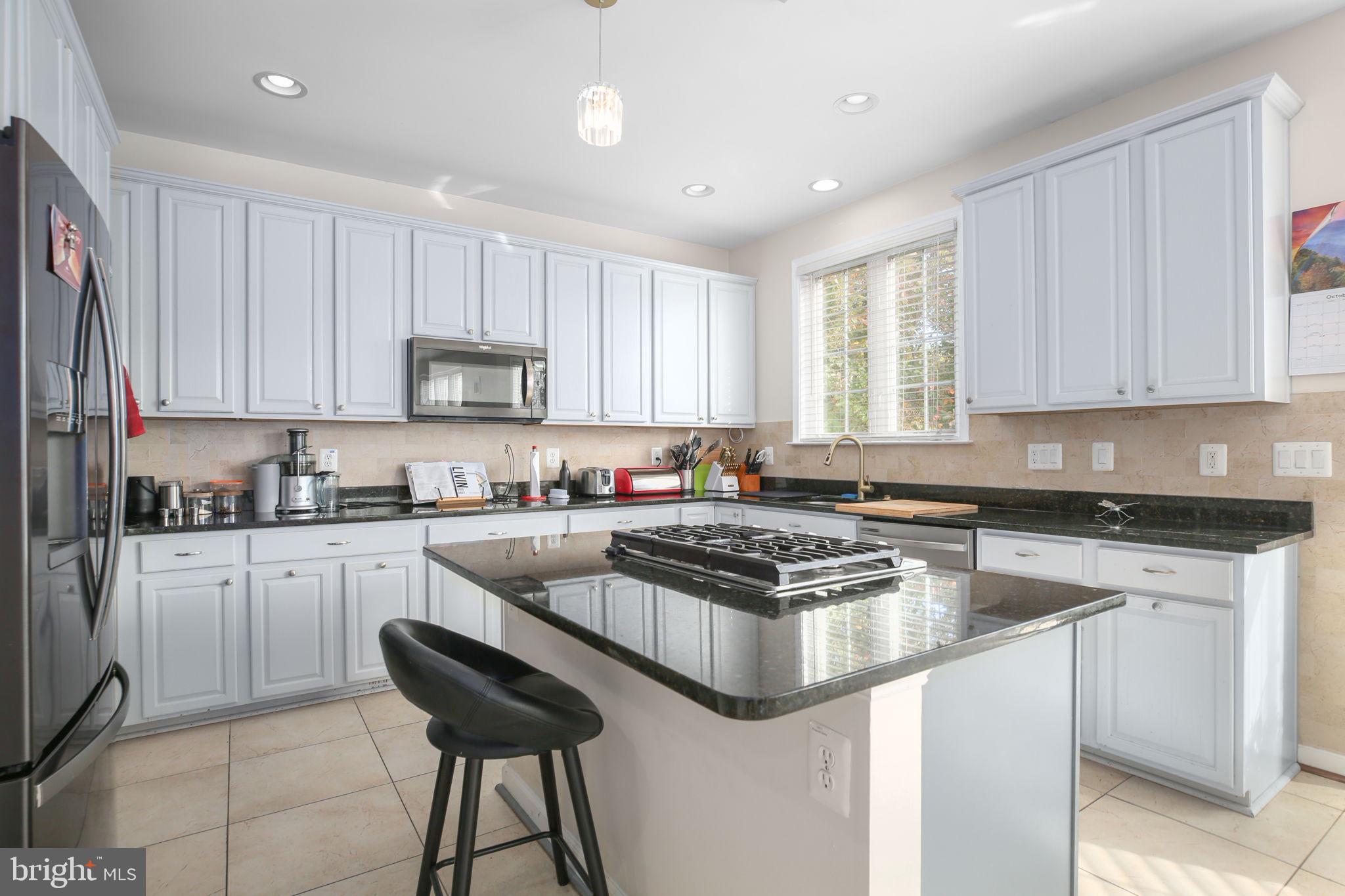 DAVIS ESTATES - Residential