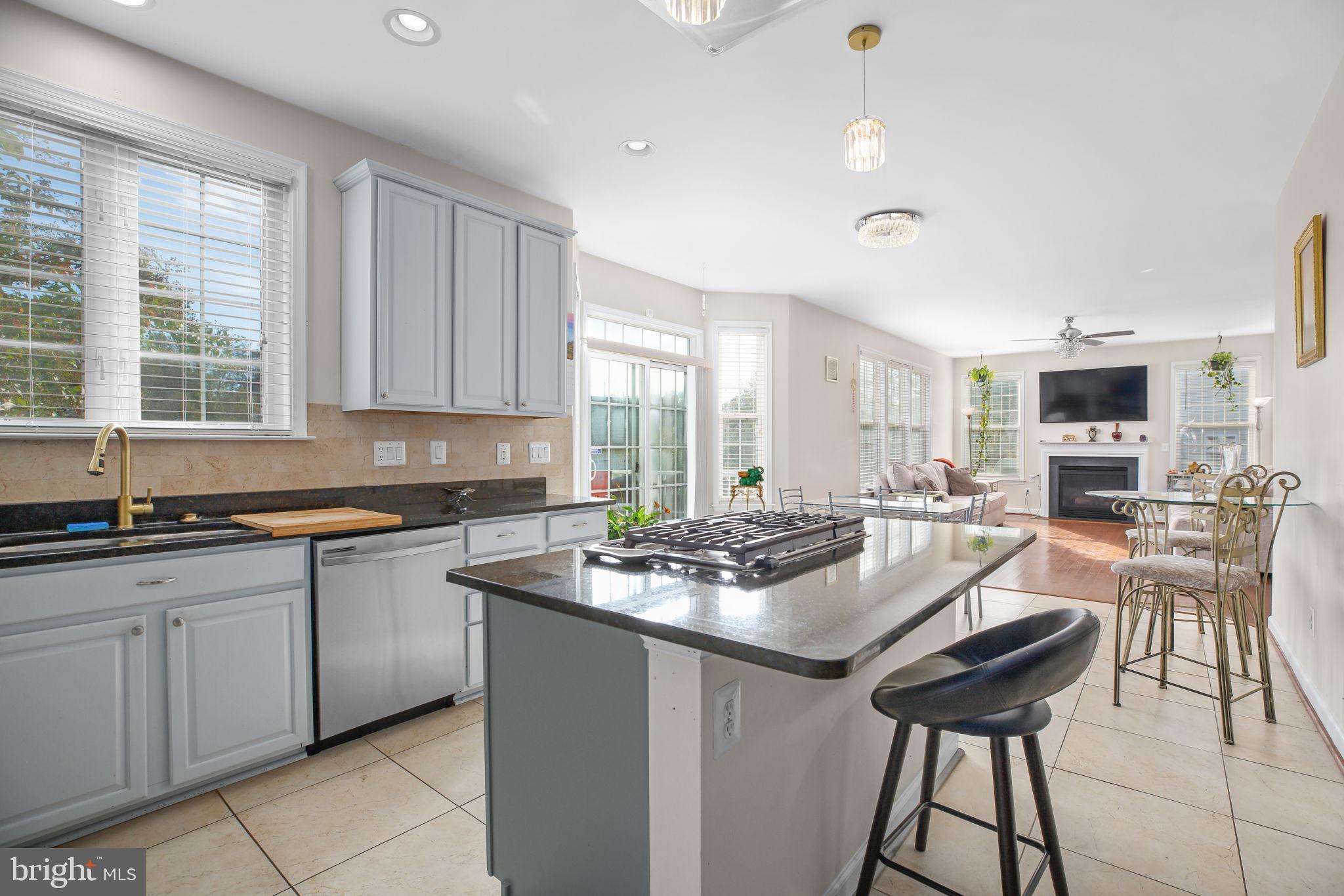 DAVIS ESTATES - Residential