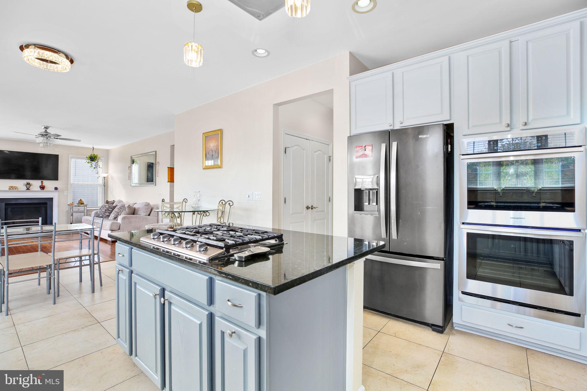 DAVIS ESTATES - Residential