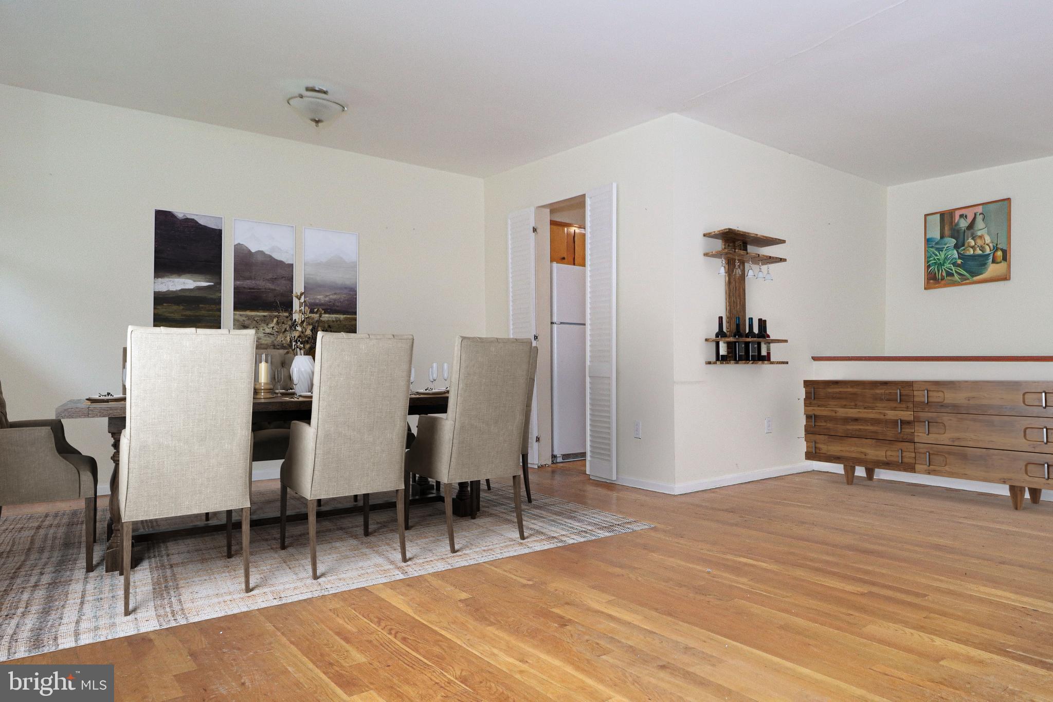 DUNN LORING WOODS - Residential