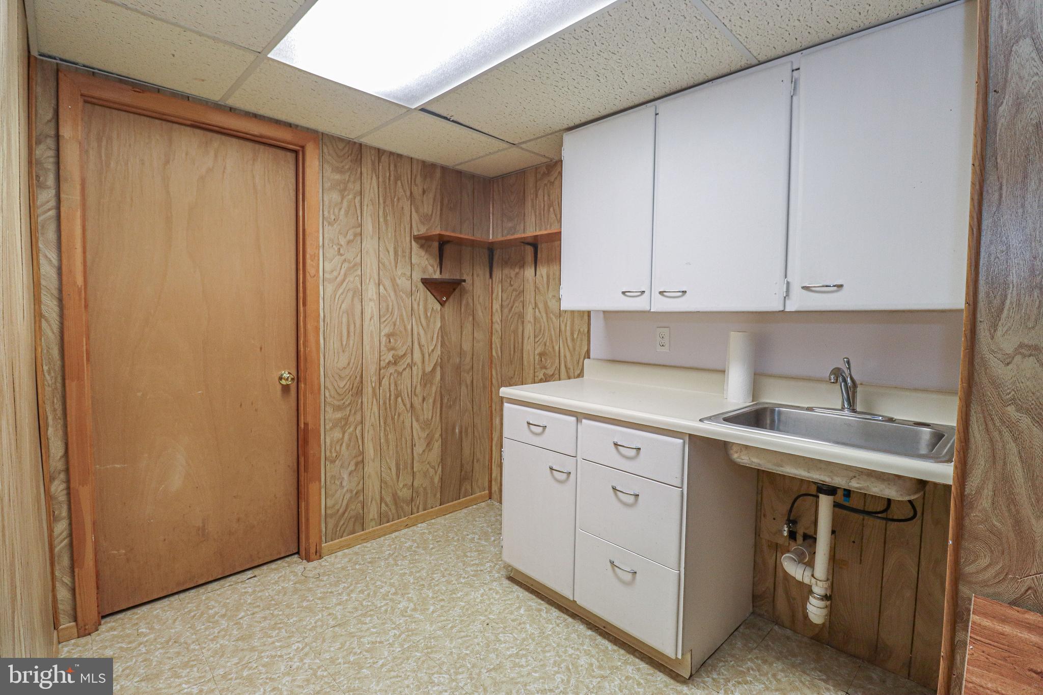 DUNN LORING WOODS - Residential