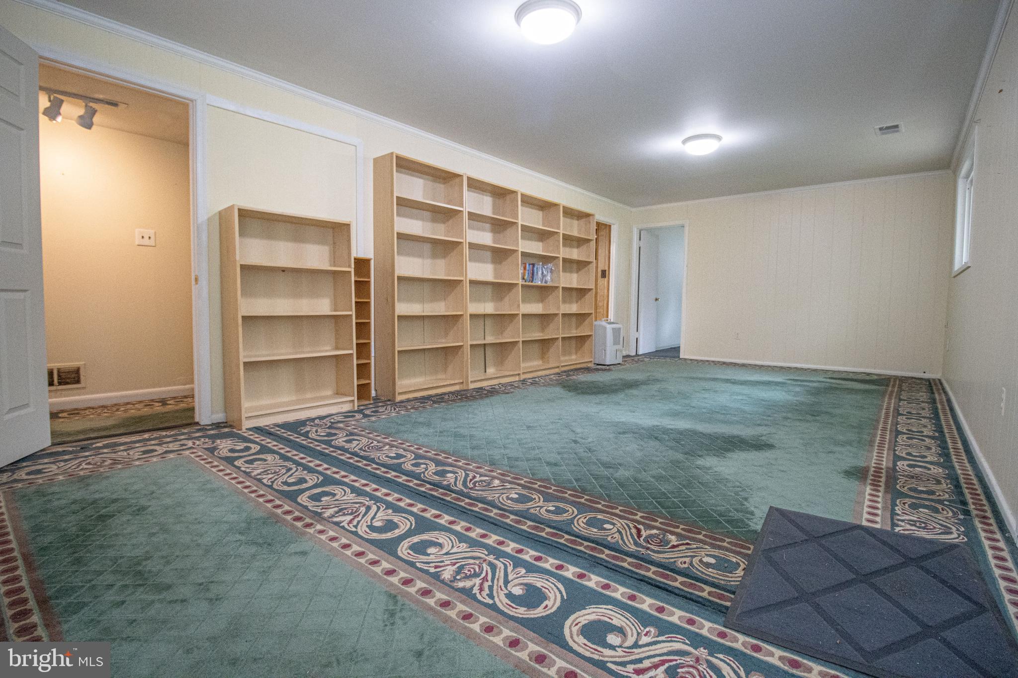 DUNN LORING WOODS - Residential