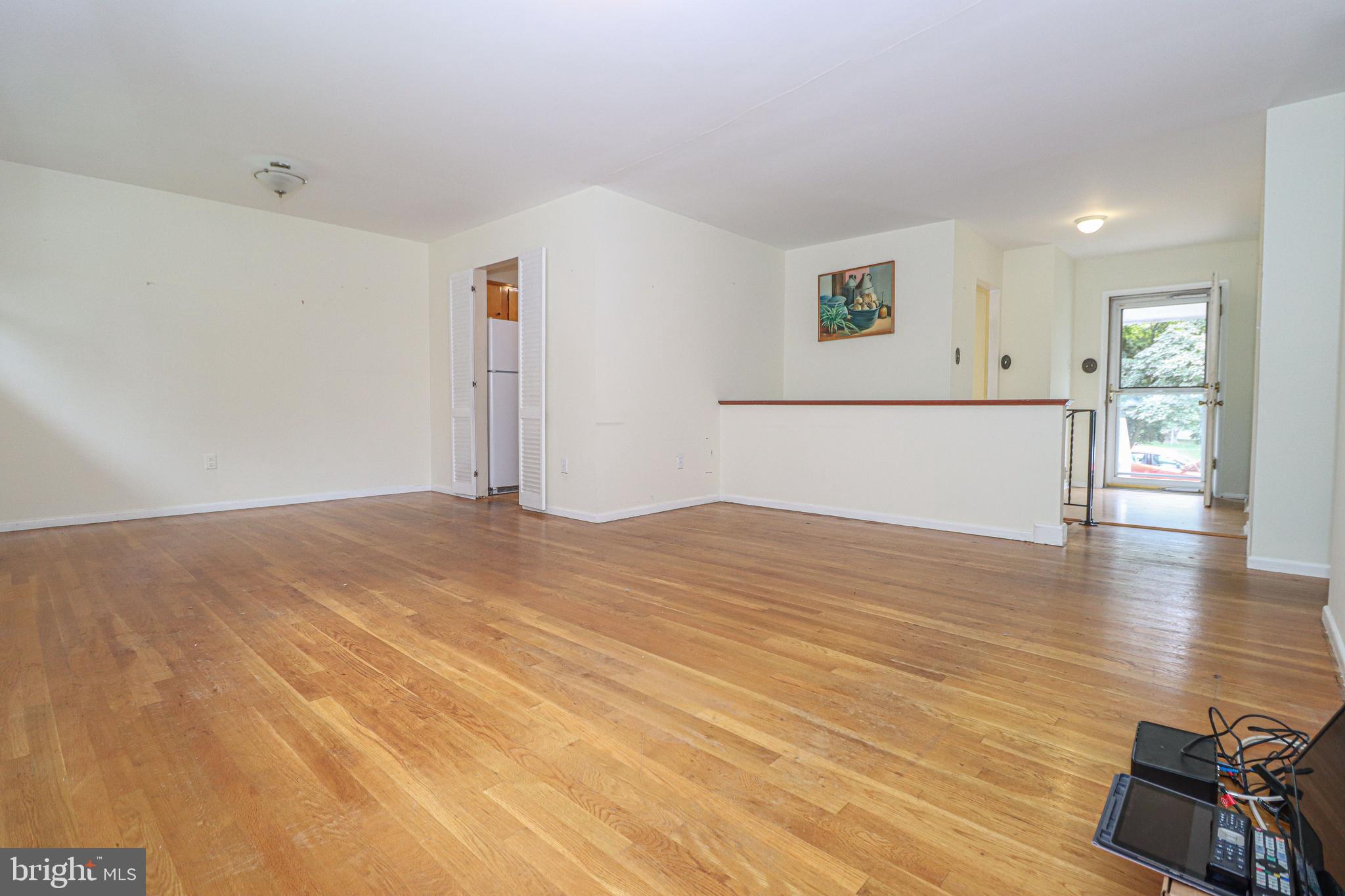 DUNN LORING WOODS - Residential