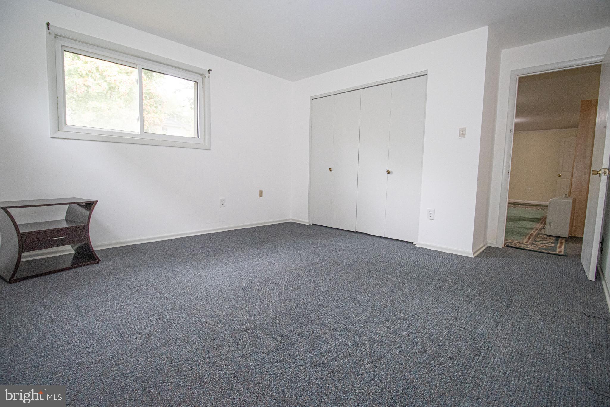 DUNN LORING WOODS - Residential