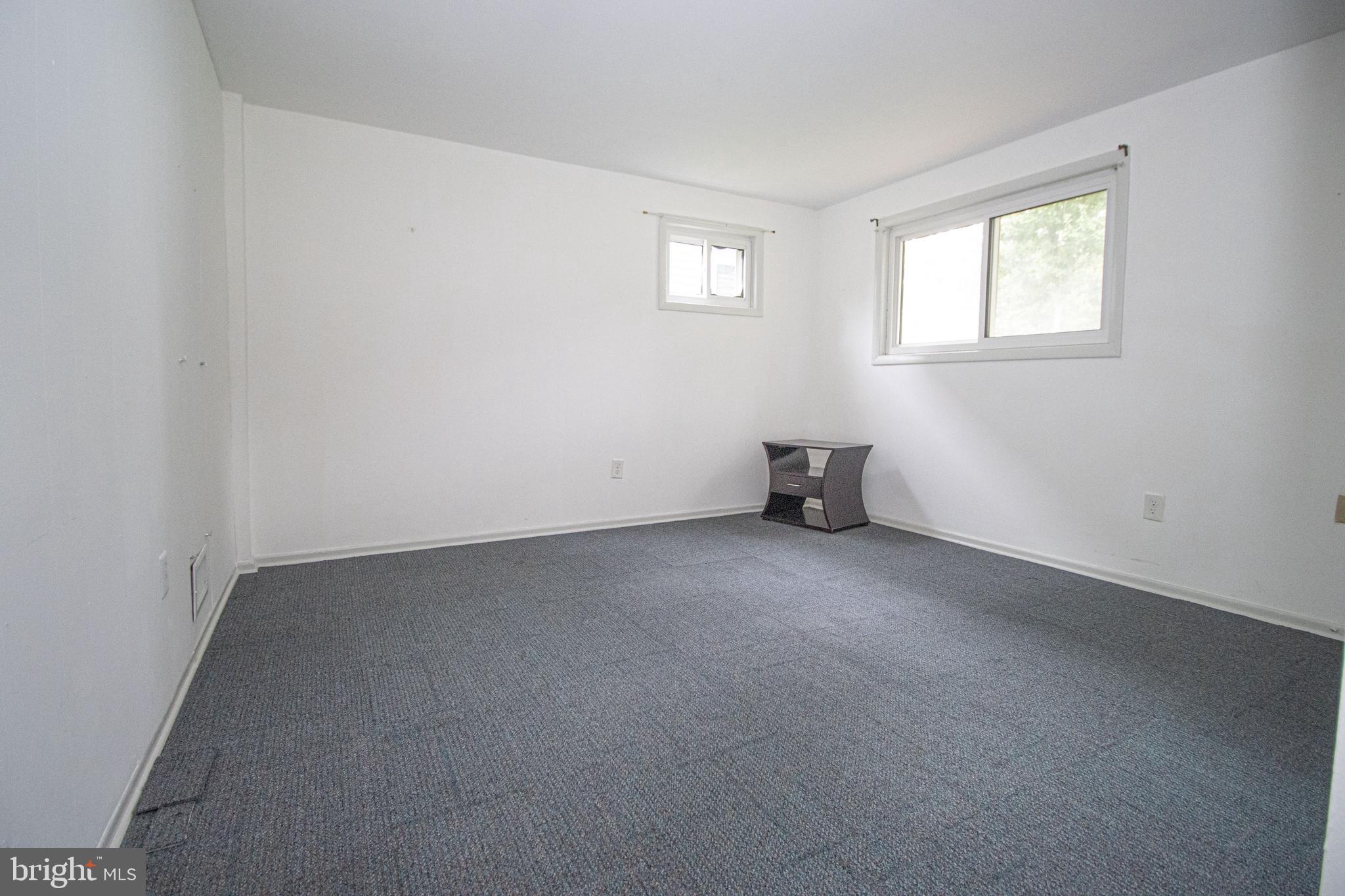 DUNN LORING WOODS - Residential