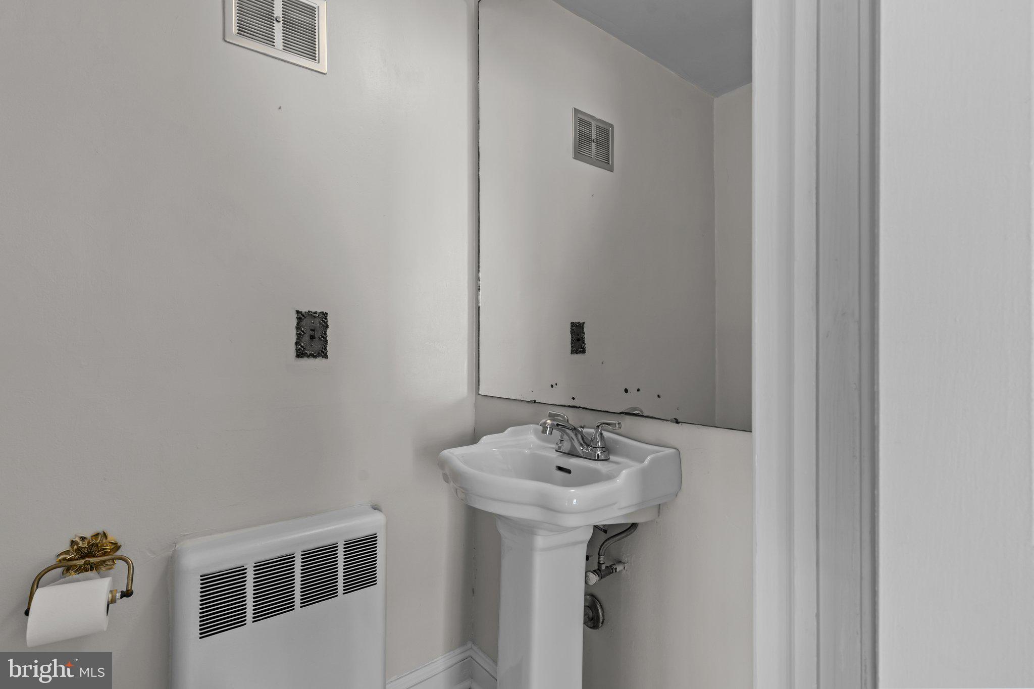 ROWLAND PARK - Residential