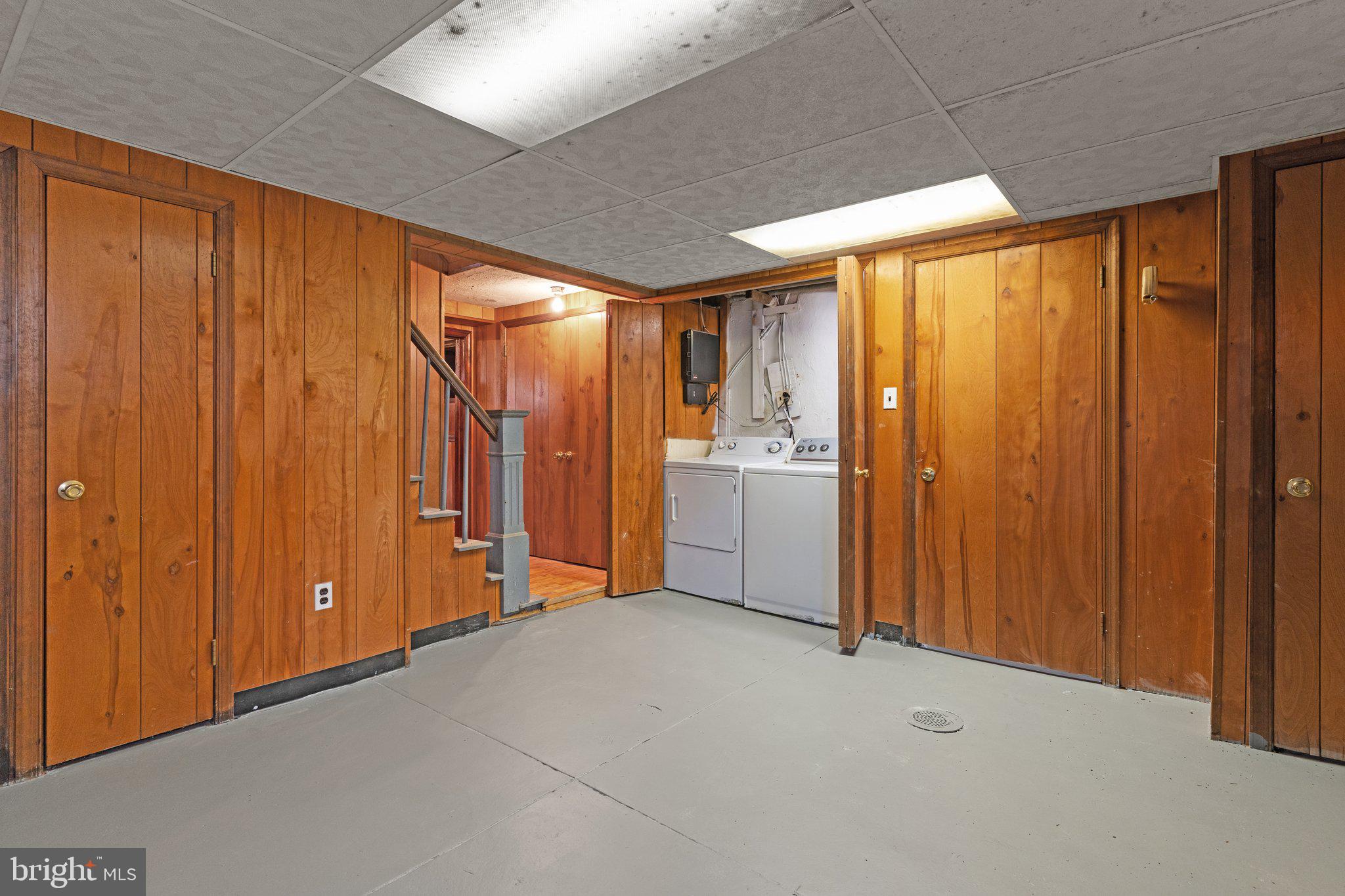 ROWLAND PARK - Residential