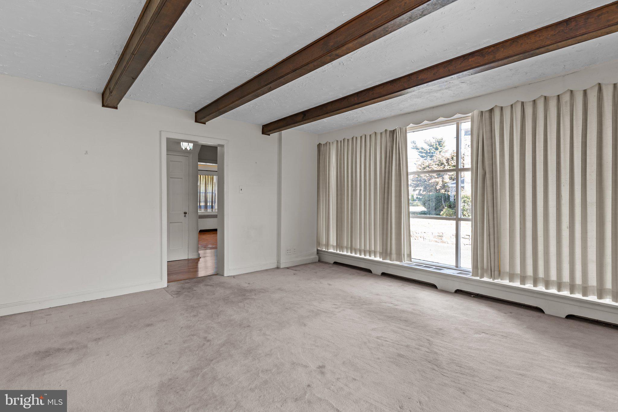 ROWLAND PARK - Residential