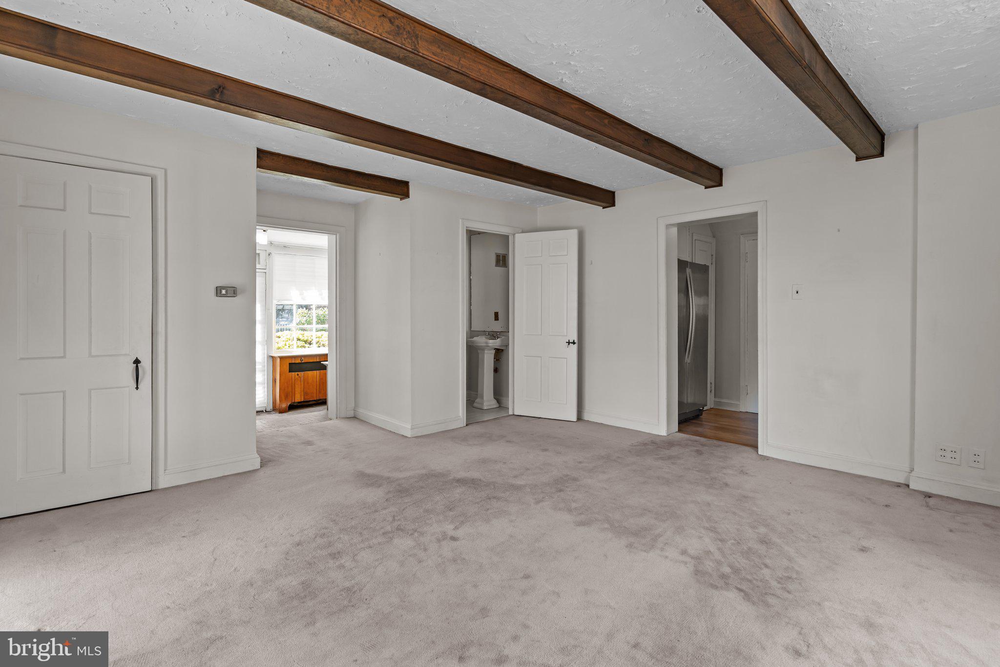 ROWLAND PARK - Residential